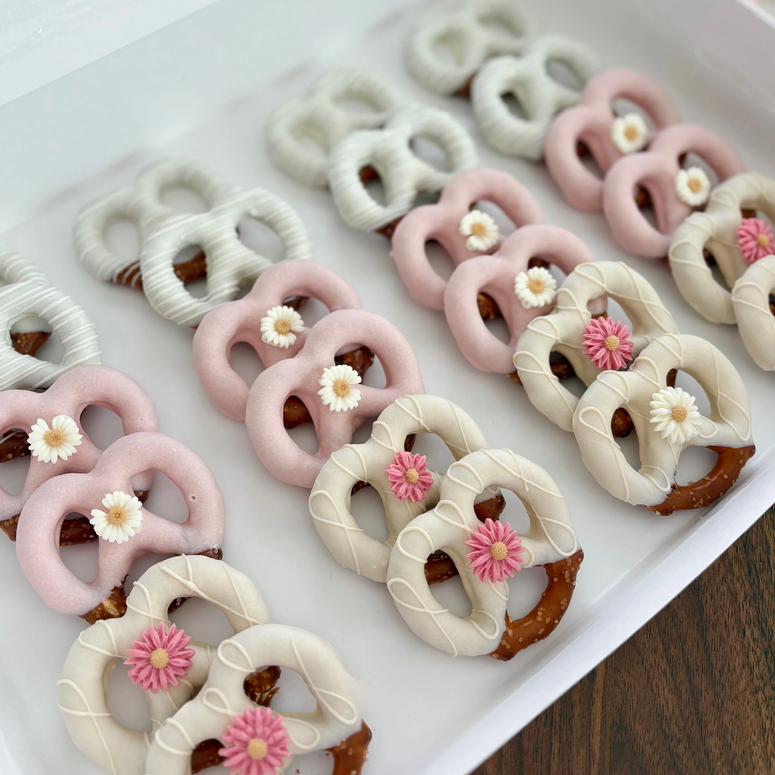 custom chocolate covered pretzels