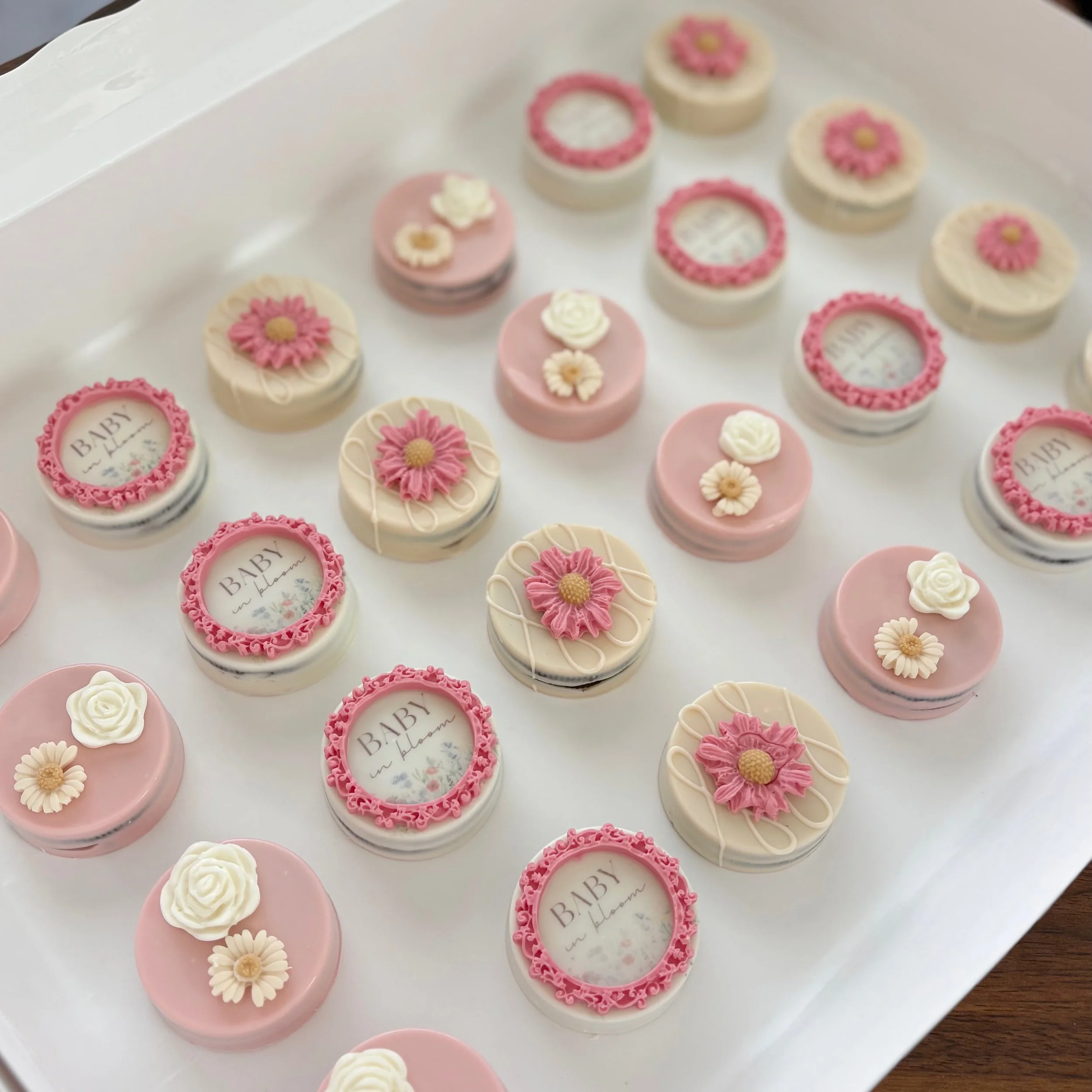 Custom chocolate covered Oreos