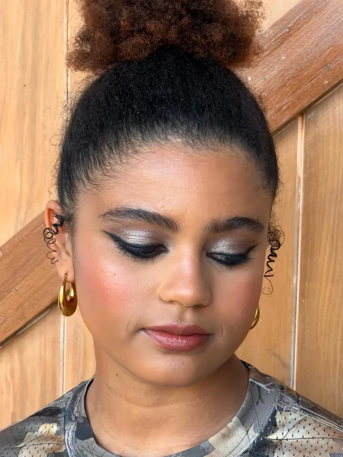 Serving face from every angle @ashacoooper ⚡️
Obsessed with this dramatic eye. Fresh juicy skin as always ✨

.
.
#sunshinecoastmakeupartist #fashionmakeupartist #editorialmakeup #goldcoastweddings #brisbanemua #brisbaneweddings #sunshinecoastweddings