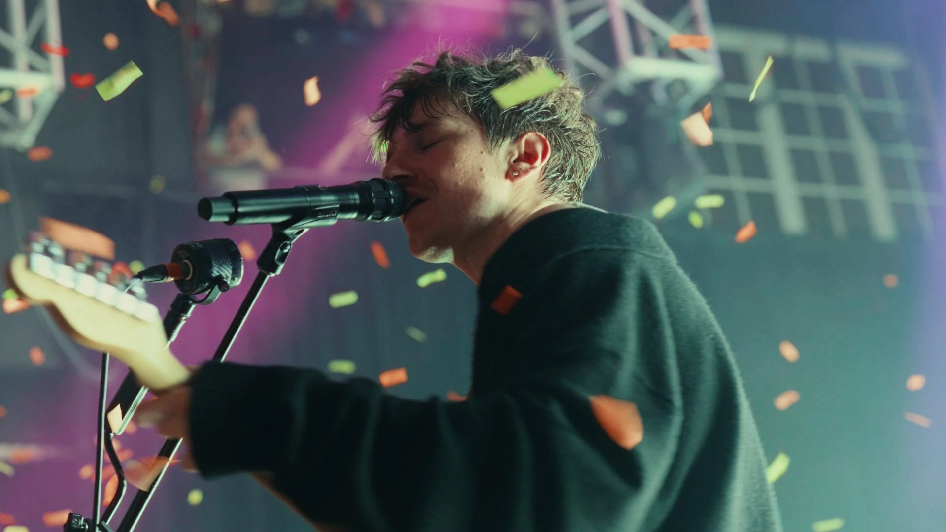 LIVE FROM ORLANDO - STILL_02_18_33_23.jpg