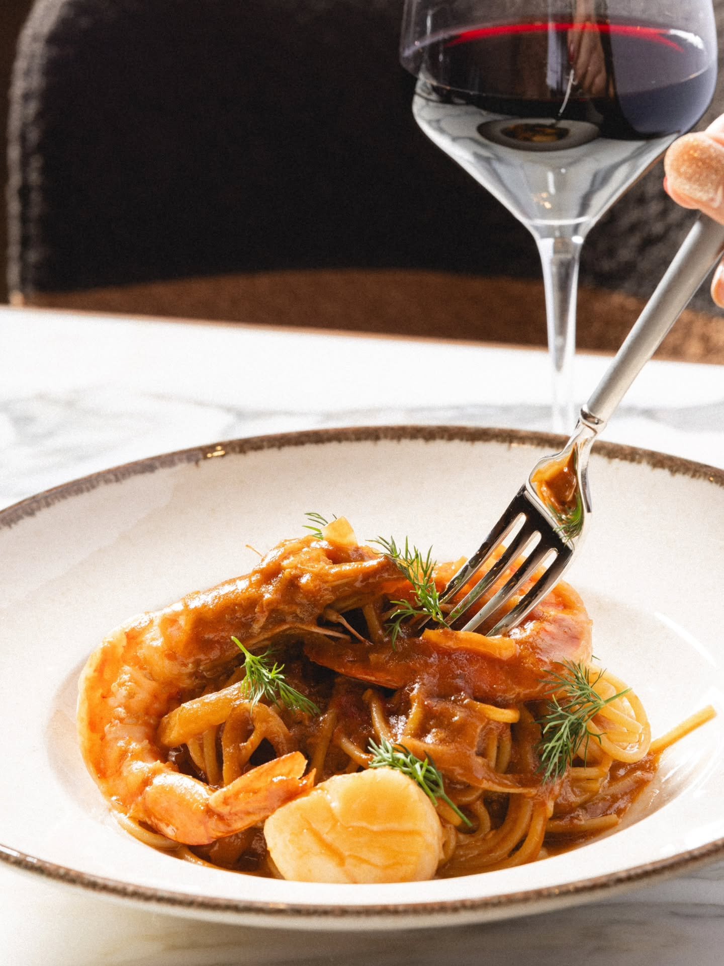 Aloha, Honolulu Marathon runners &mdash; and welcome to Hawai&lsquo;i.

On December 12 &amp; 13, as the Honolulu Marathon fills the city with both local and visiting participants, we will be offering the same refined menu for both lunch and dinner, n