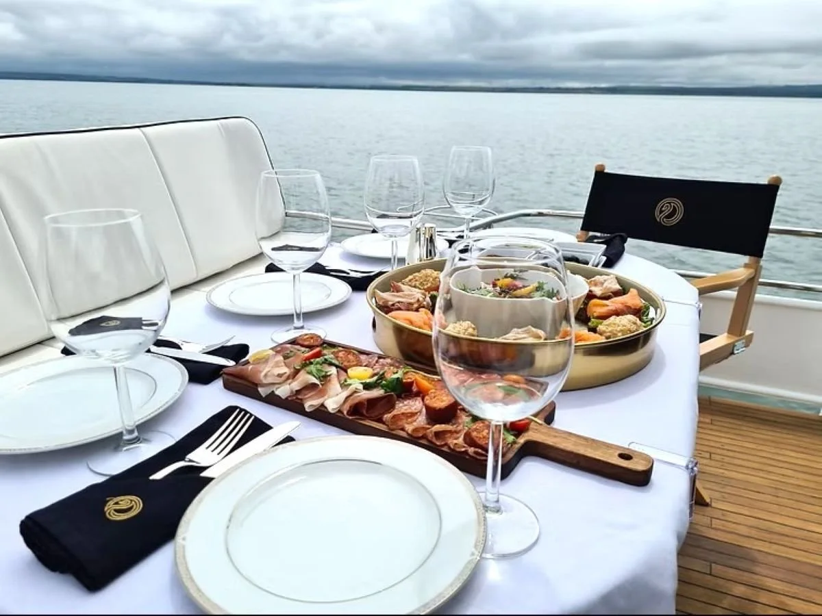 Sionnan Luxury, Ireland 2.jpg
