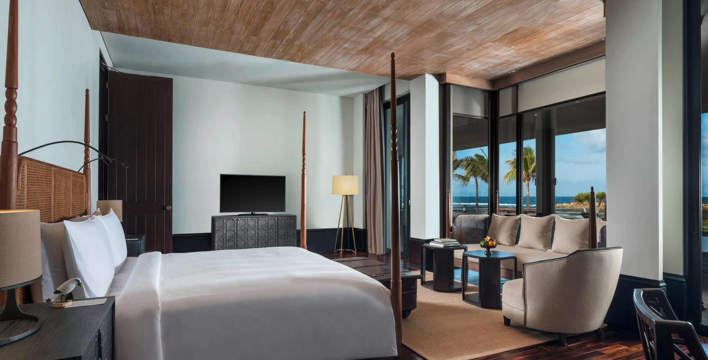 Apurva Villa bedroom 1.png