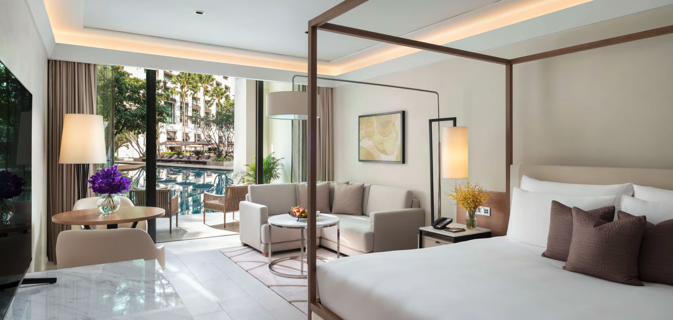 Pool Suite Siam.png