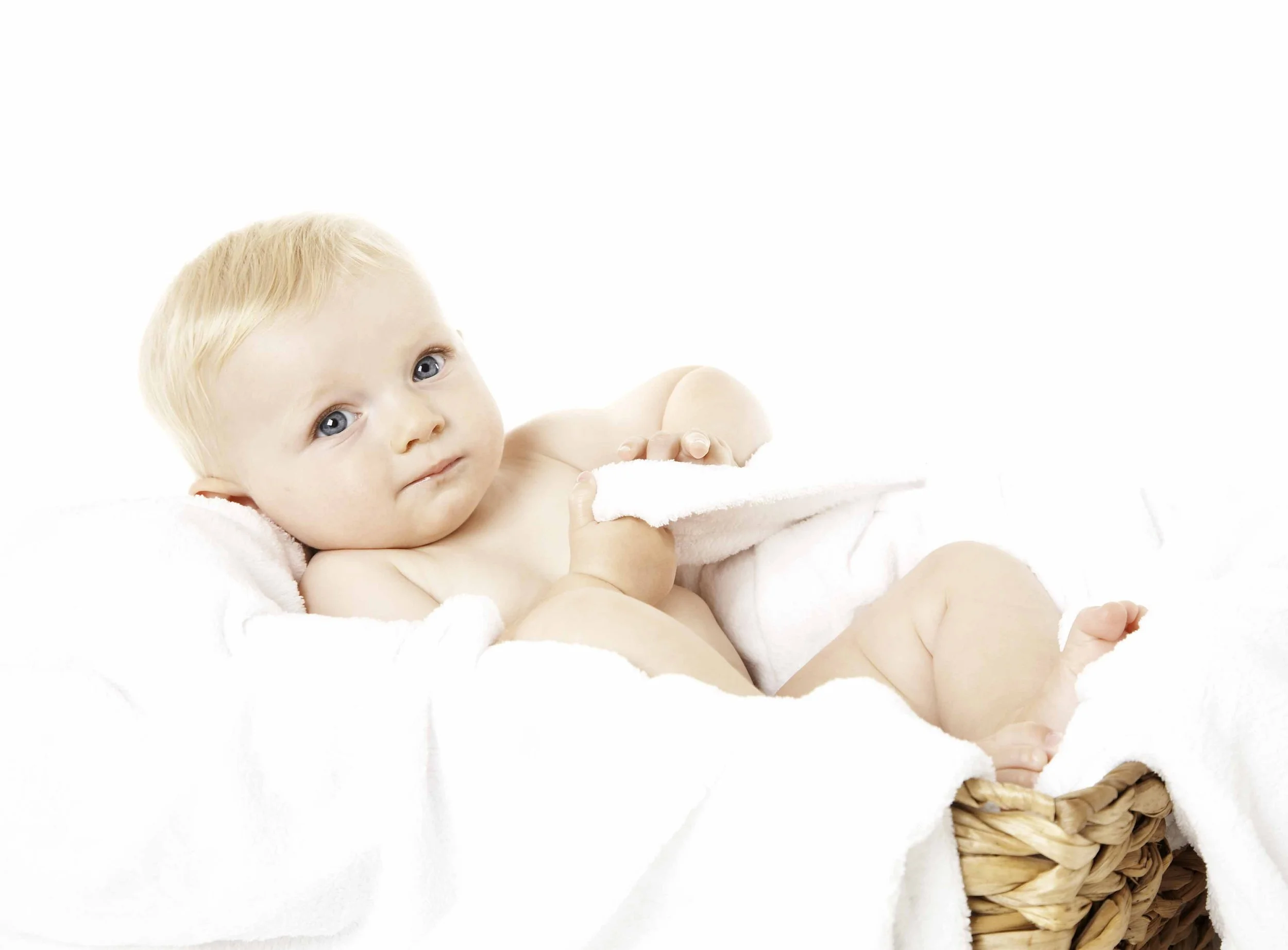 Family Portraits, Baby pictures High Key, Family Photos. Family Portrait in Studio Photography, Family Portraits on location, Family Photography, Newborn Photography