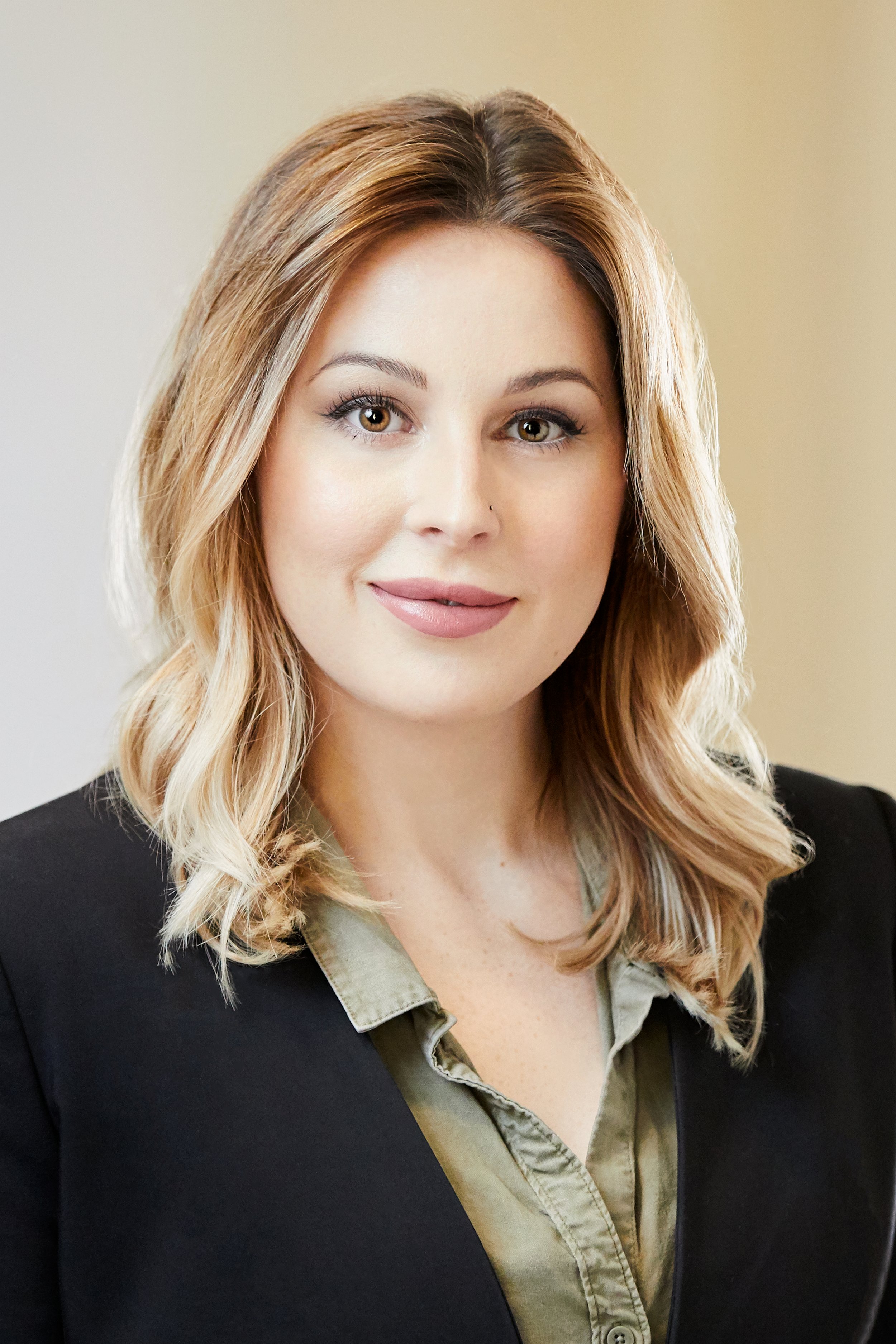 Portrait Photography, Headshot, Business Photography, LinkedIn Headshot, On location Portrait London Ontario
