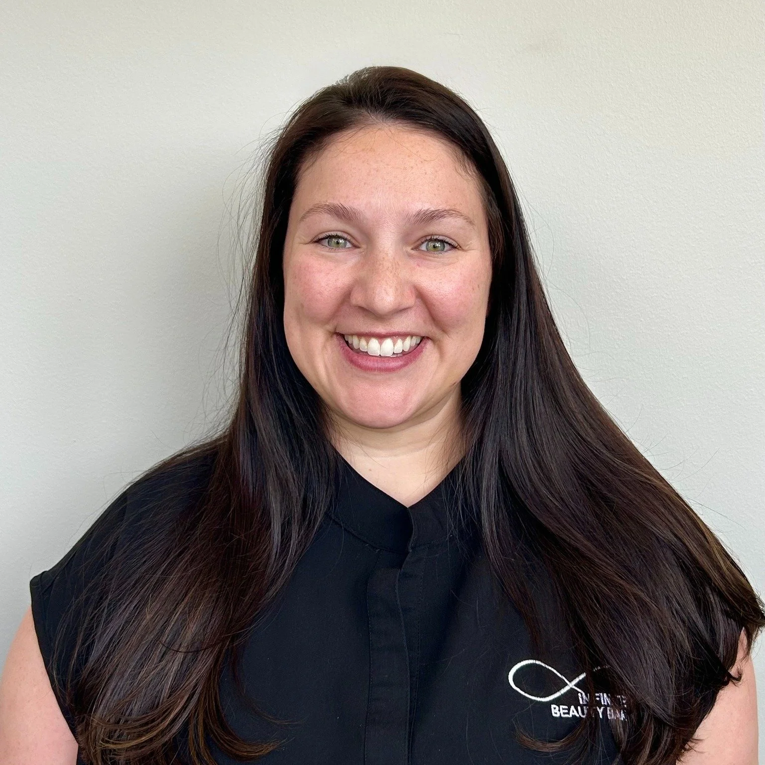 Everyone say hi to Amanda 👋✨

We are so excited to officially welcome Amanda to the Infinite Beauty Bar team as our new aesthetic nurse injector! 🤍 Amanda is a Registered Nurse (RN) with a passion for helping clients feel confident, refreshed, and 
