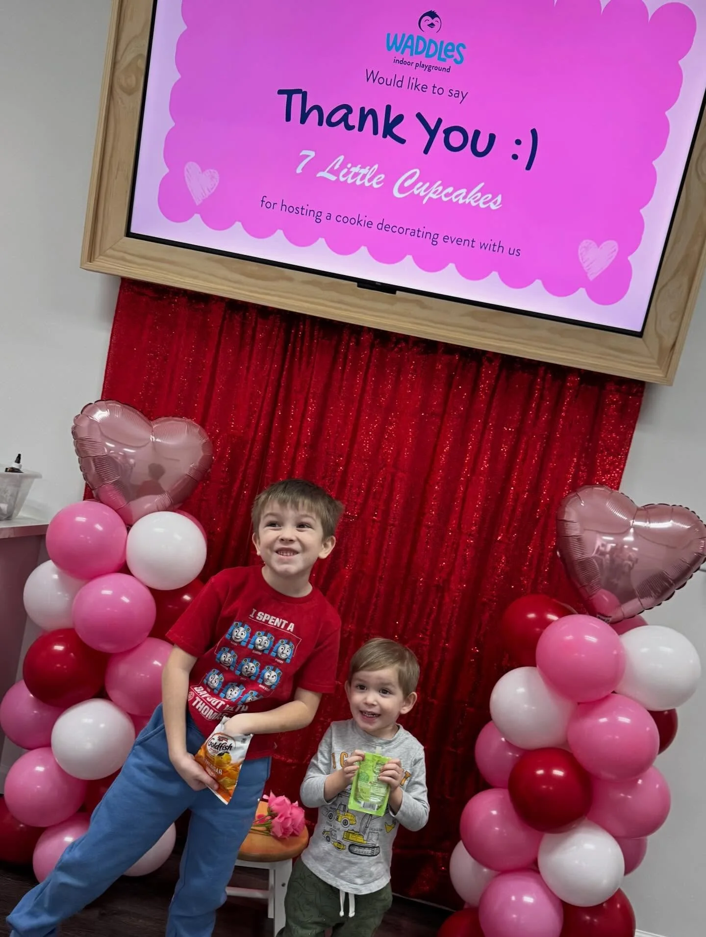 Thank you so much to @waddlesindoorplayground for having us out for a cookie decorating class and free play! We absolutely love having decorating classes with kiddos and cannot wait to host more of them. An extra bunch of gratitude for everyone invol