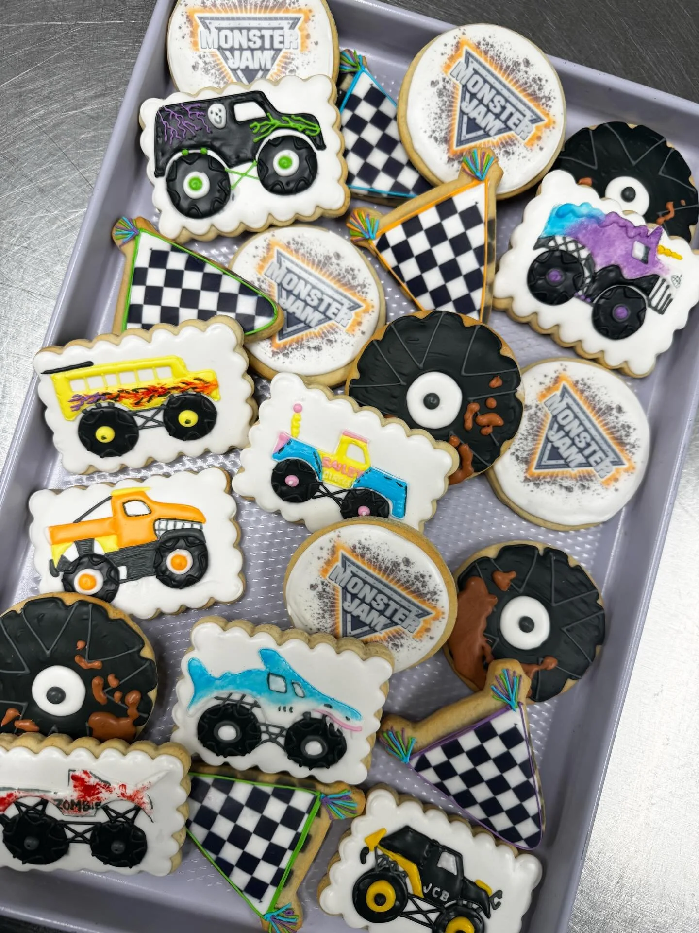 Shout it out!!
Who&rsquo;s attending @monsterjam at @huntingtoncenter this weekend?! We had the incredible honor of creating these custom cookies for the team as they arrived yesterday, and suddenly I feel like I&rsquo;m ready to get behind the wheel