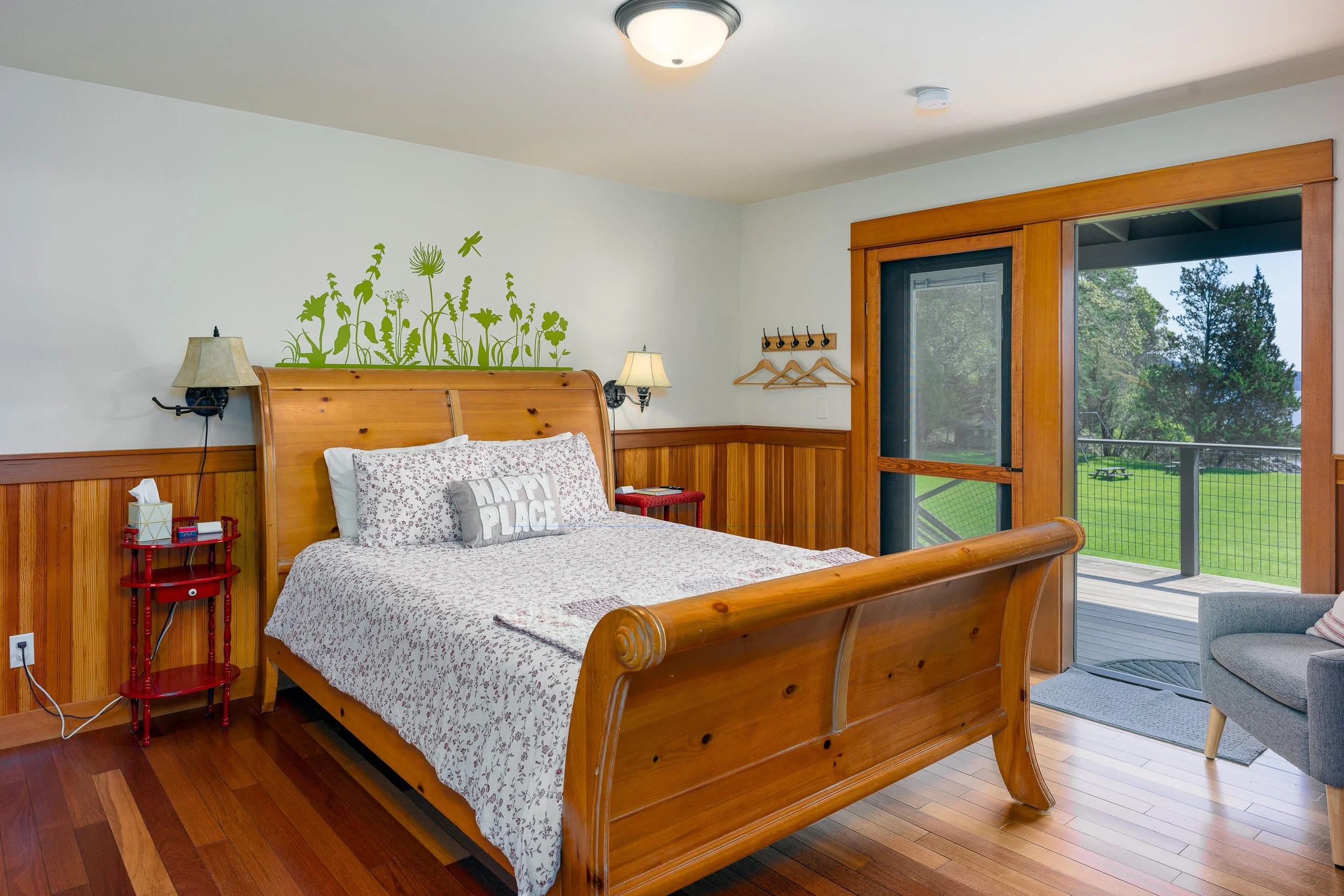 Pebble Cove Hotel on Orcas | Family Cabin 7.jpg