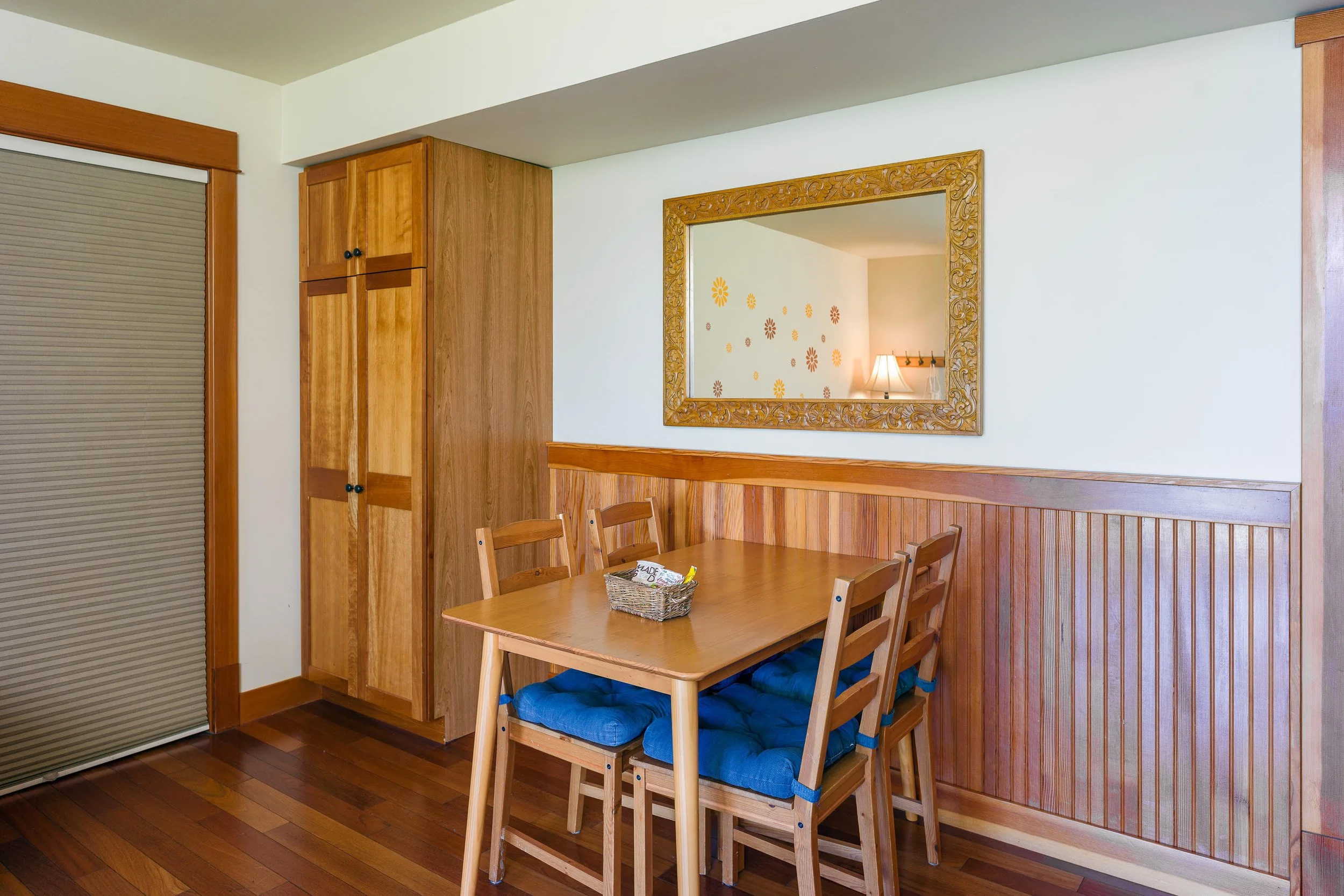 Pebble Cove Hotel on Orcas | Family Cabin 2.jpg