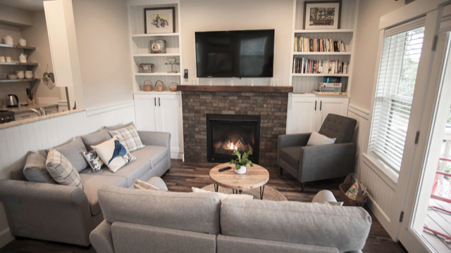 Pebble Cove Hotel on Orcas | Airbnb Eastsound 02.jpg