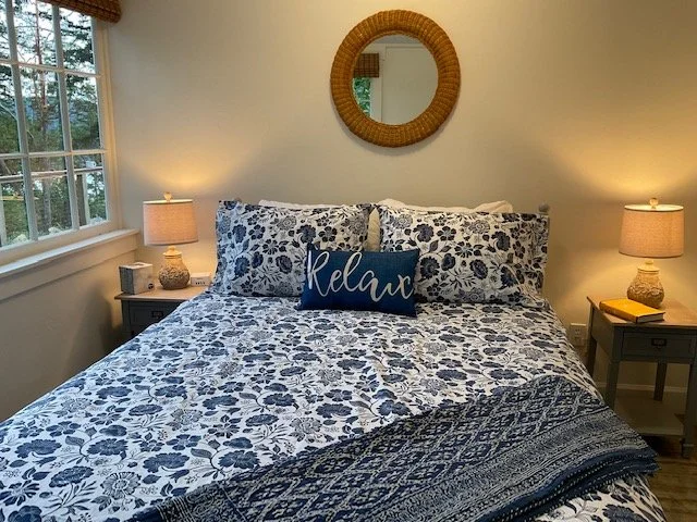 Pebble Cove Hotel on Orcas | Airbnb Eastsound WA 6.jpg