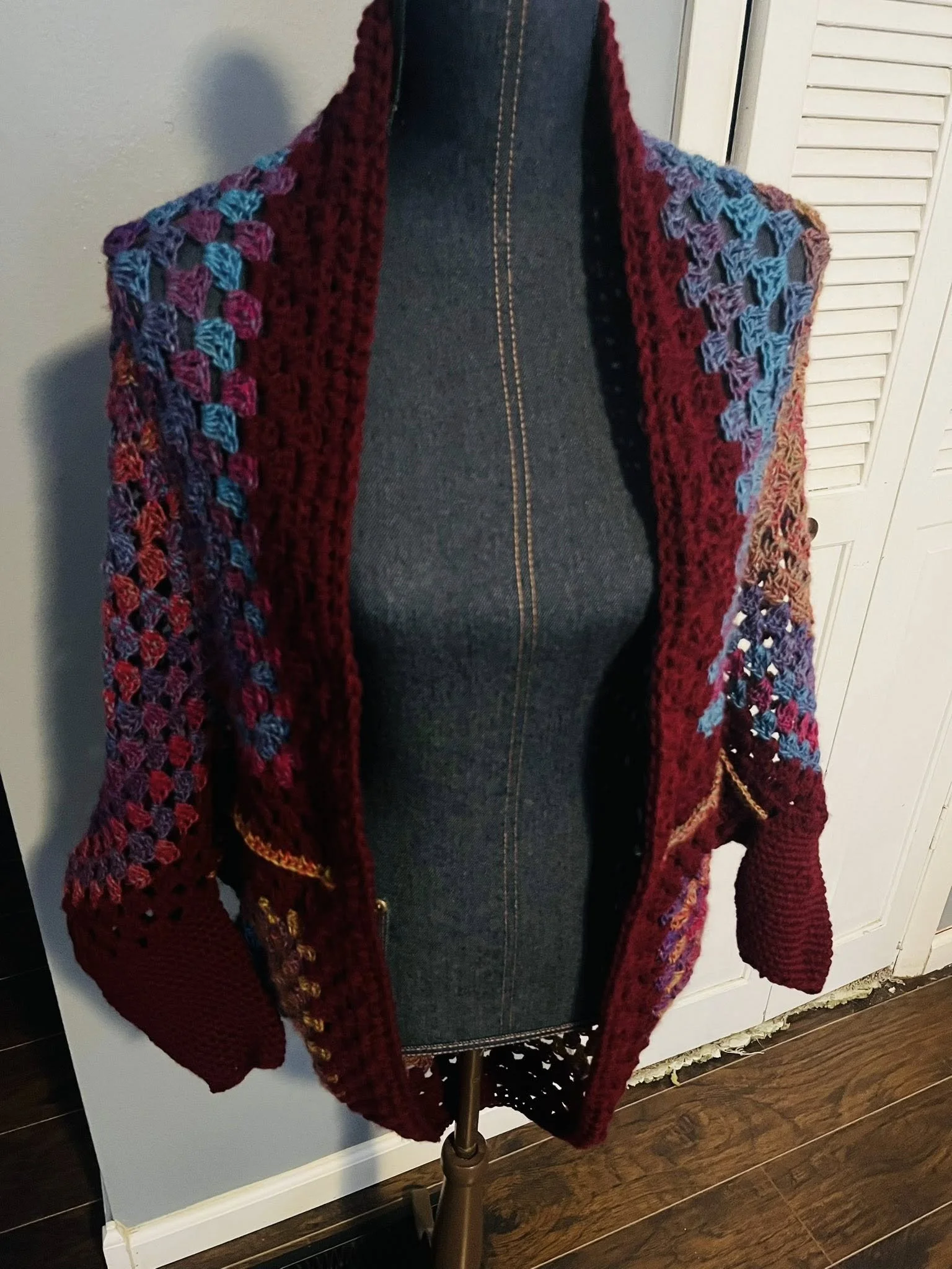 COCOON SHRUG GRANNY SQUARES2.jpg