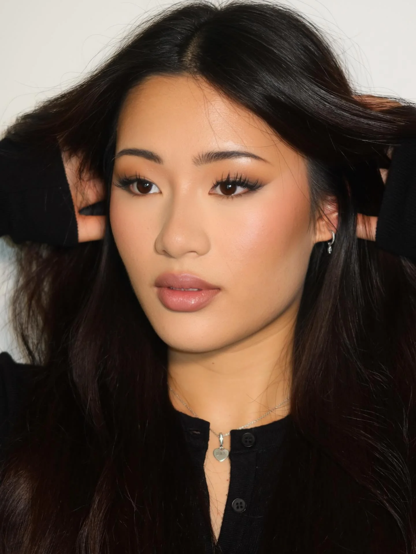 This look has my signature all over itttt 💋

Bringing back a fan-fav but in different angles @nattayavongsaphay