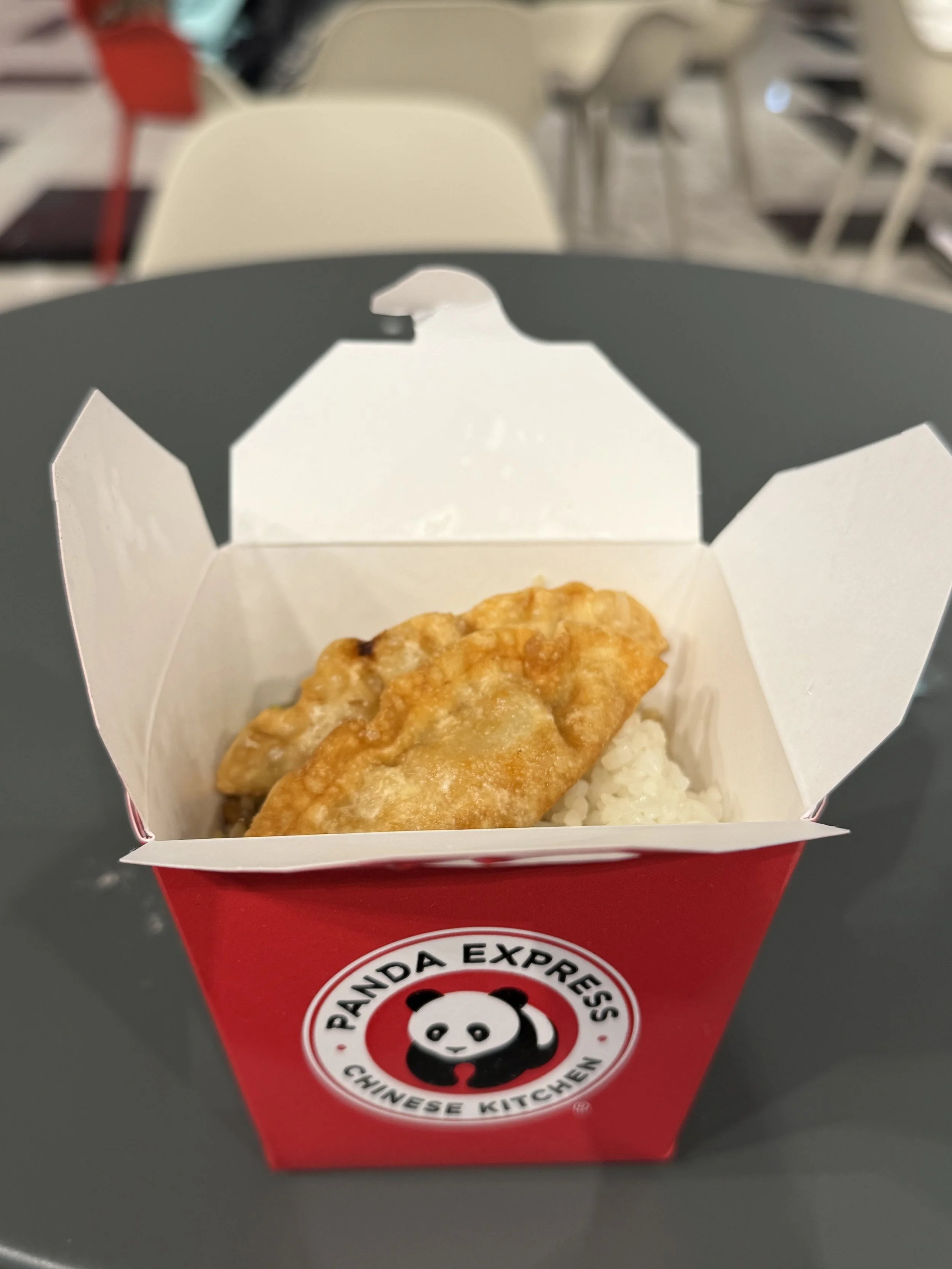 남루한 인격이 지배하는 집단에서