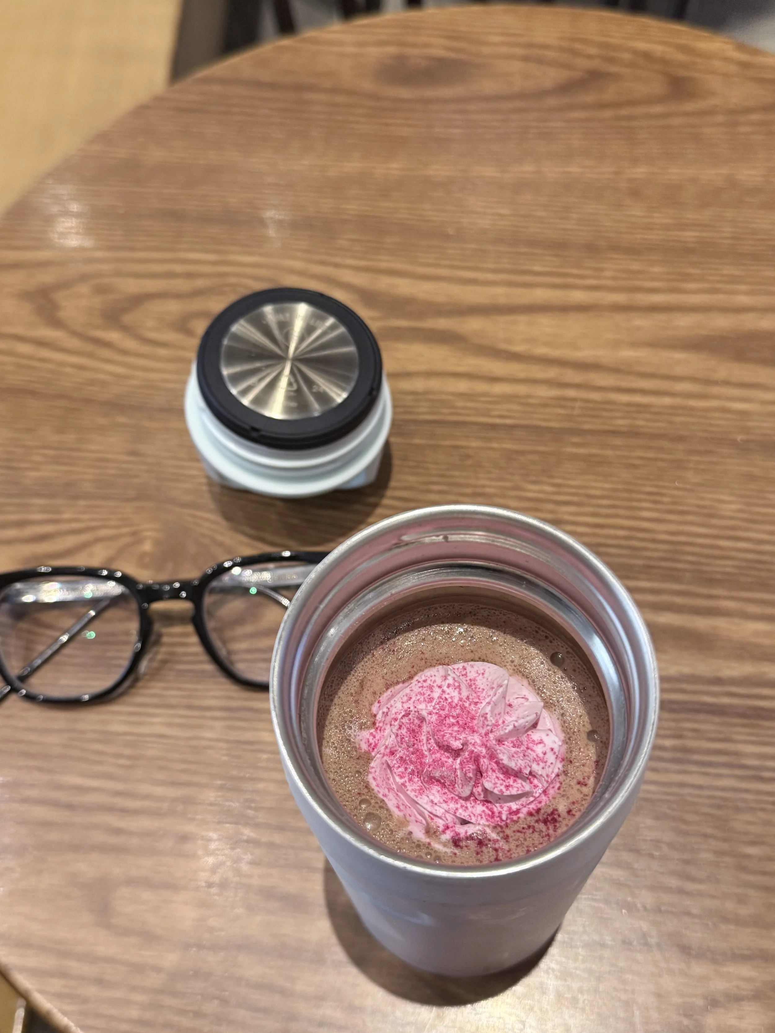 I OPENED THE DOOR AND GOT OUT OF THERE.
VANENTINE'S DAY IS COMING.  
KEEP GOING, DO NOT SICK. 