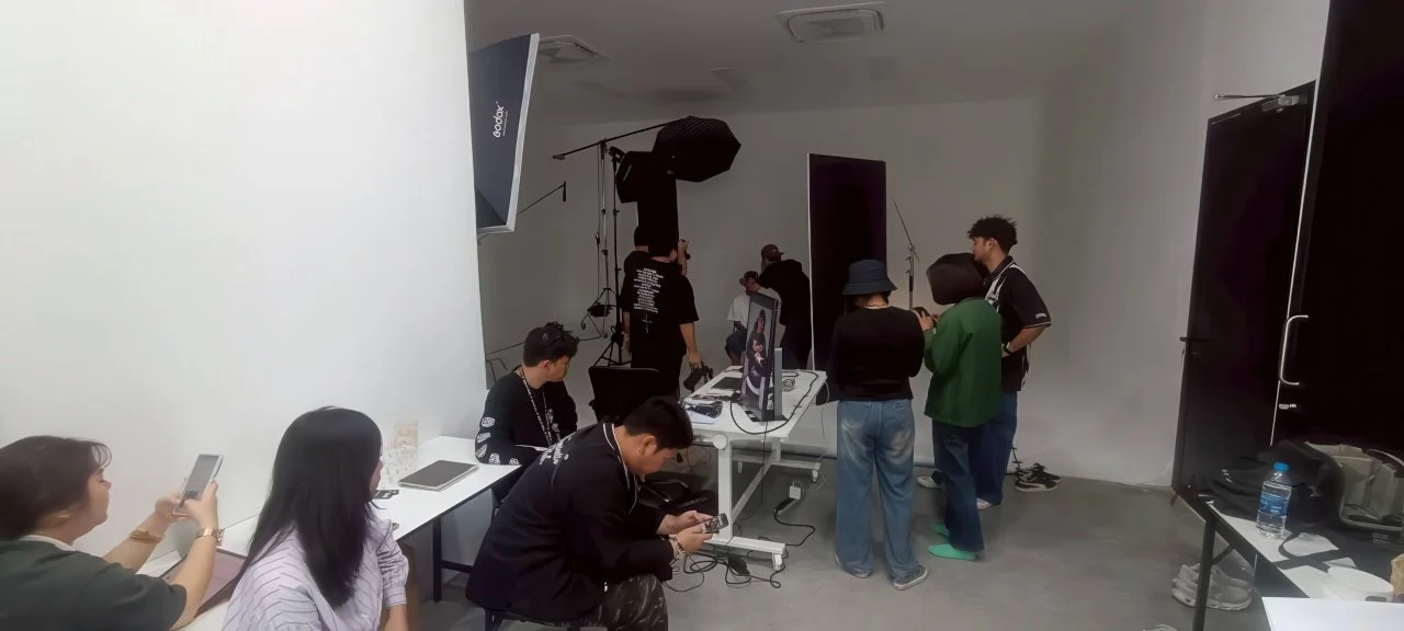 LINE_ALBUM_ถ่ายโปรโมท Breaker x OHANA_251202_45-gigapixel-low resolution v2-1x.jpeg