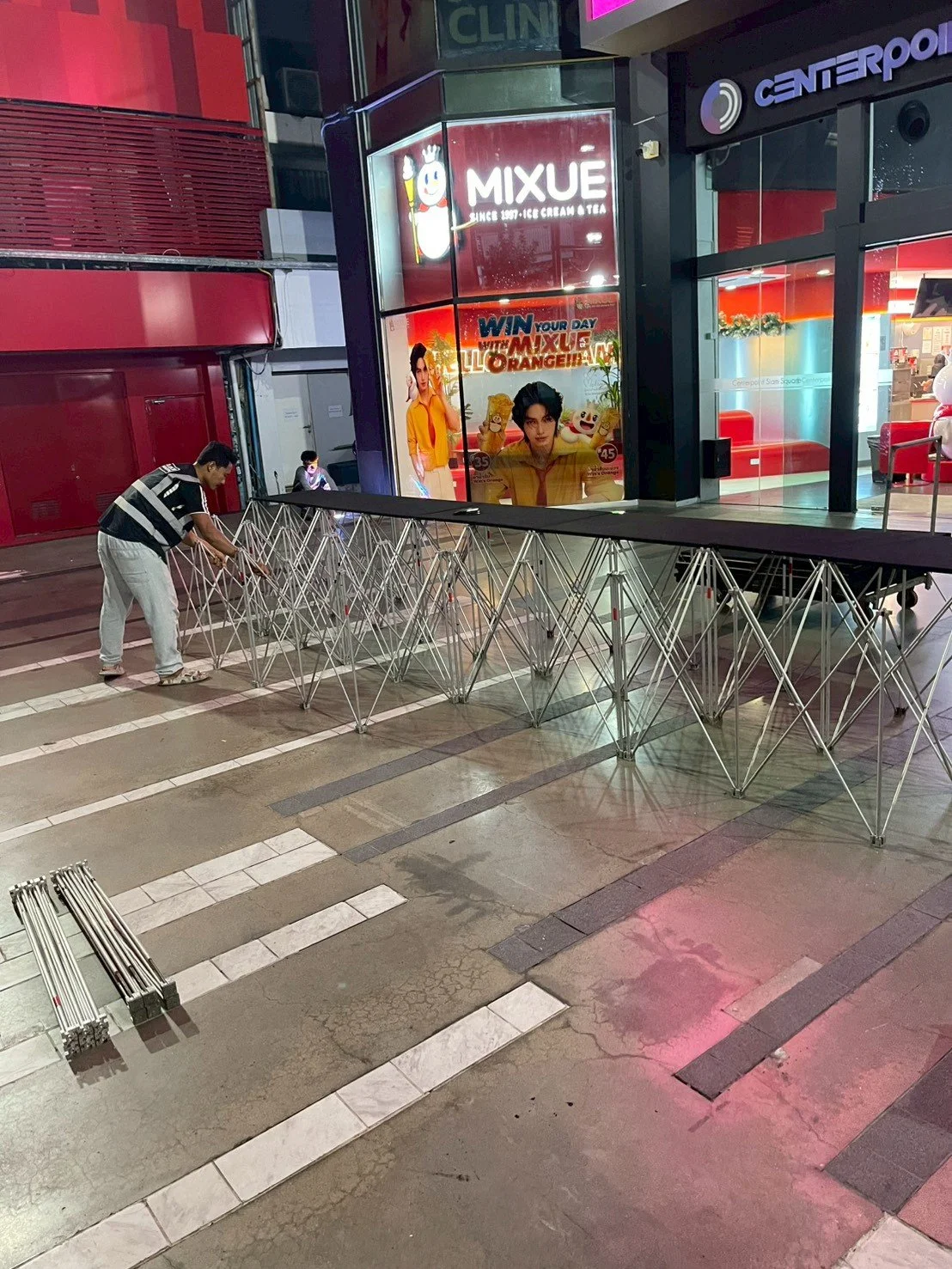 LINE_ALBUM_MIXUE Set up_260511_36.jpg
