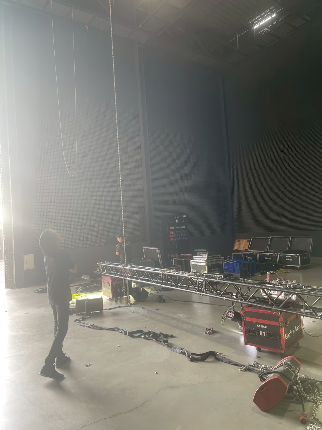 LINE_ALBUM_Saleforce_251202_27-gigapixel-low resolution v2-1x.jpeg