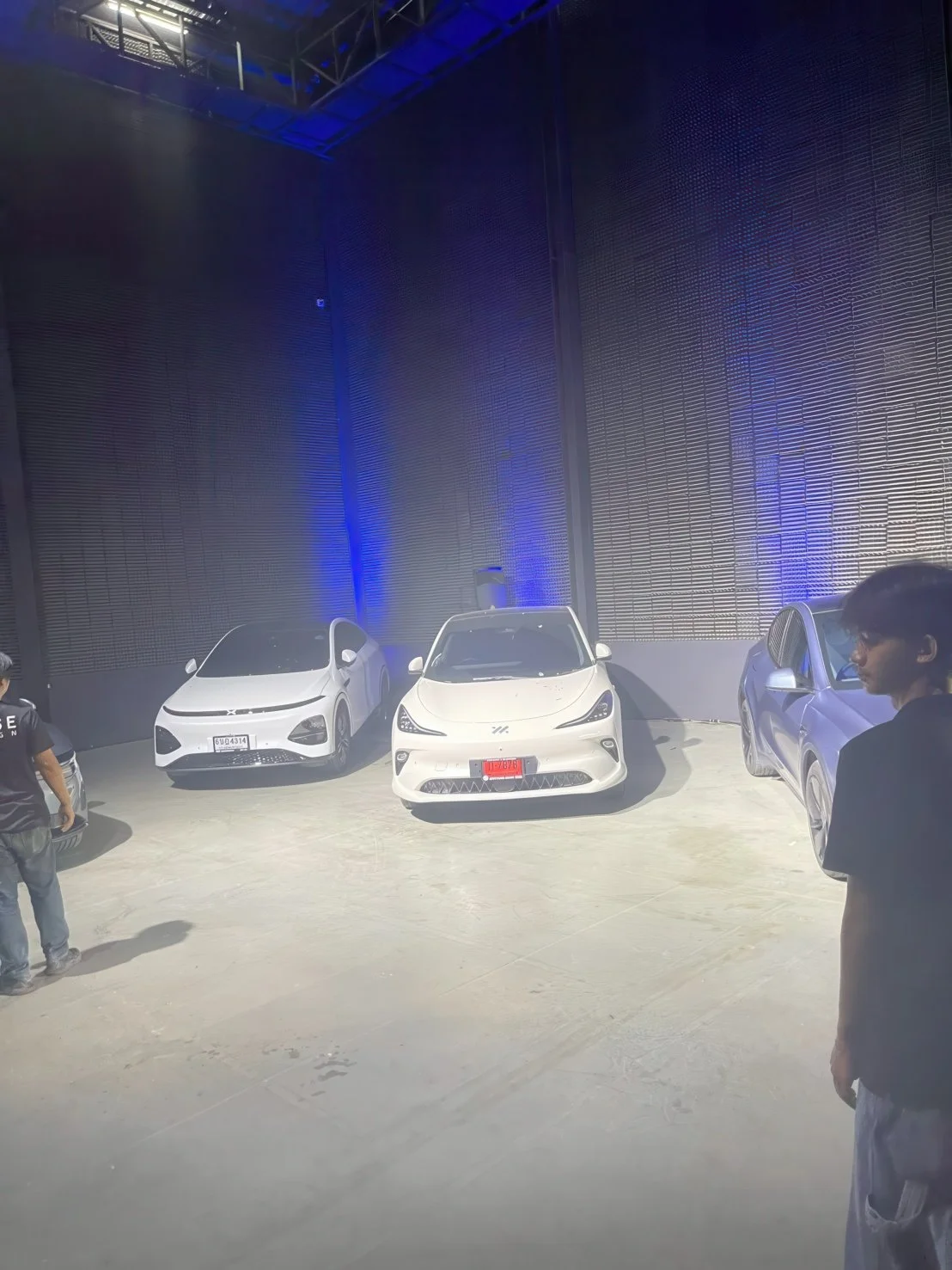 LINE_ALBUM_Saleforce_251202_18-gigapixel-low resolution v2-1x.jpeg