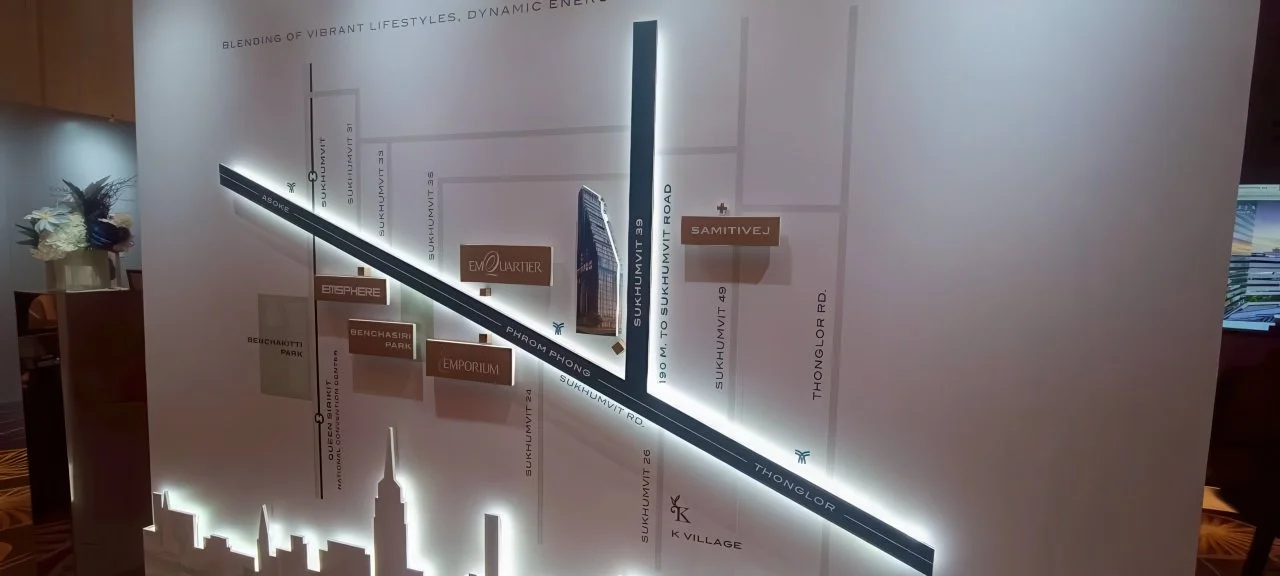 LINE_ALBUM_mavista_251203_42-gigapixel-low resolution v2-1x.jpeg