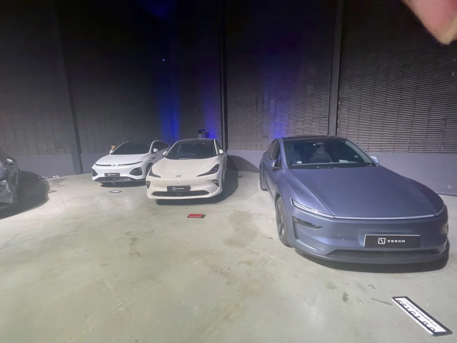 LINE_ALBUM_Saleforce_251202_16-gigapixel-low resolution v2-1x.jpeg