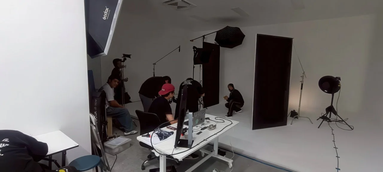 LINE_ALBUM_ถ่ายโปรโมท Breaker x OHANA_251202_41-gigapixel-low resolution v2-1x.jpeg