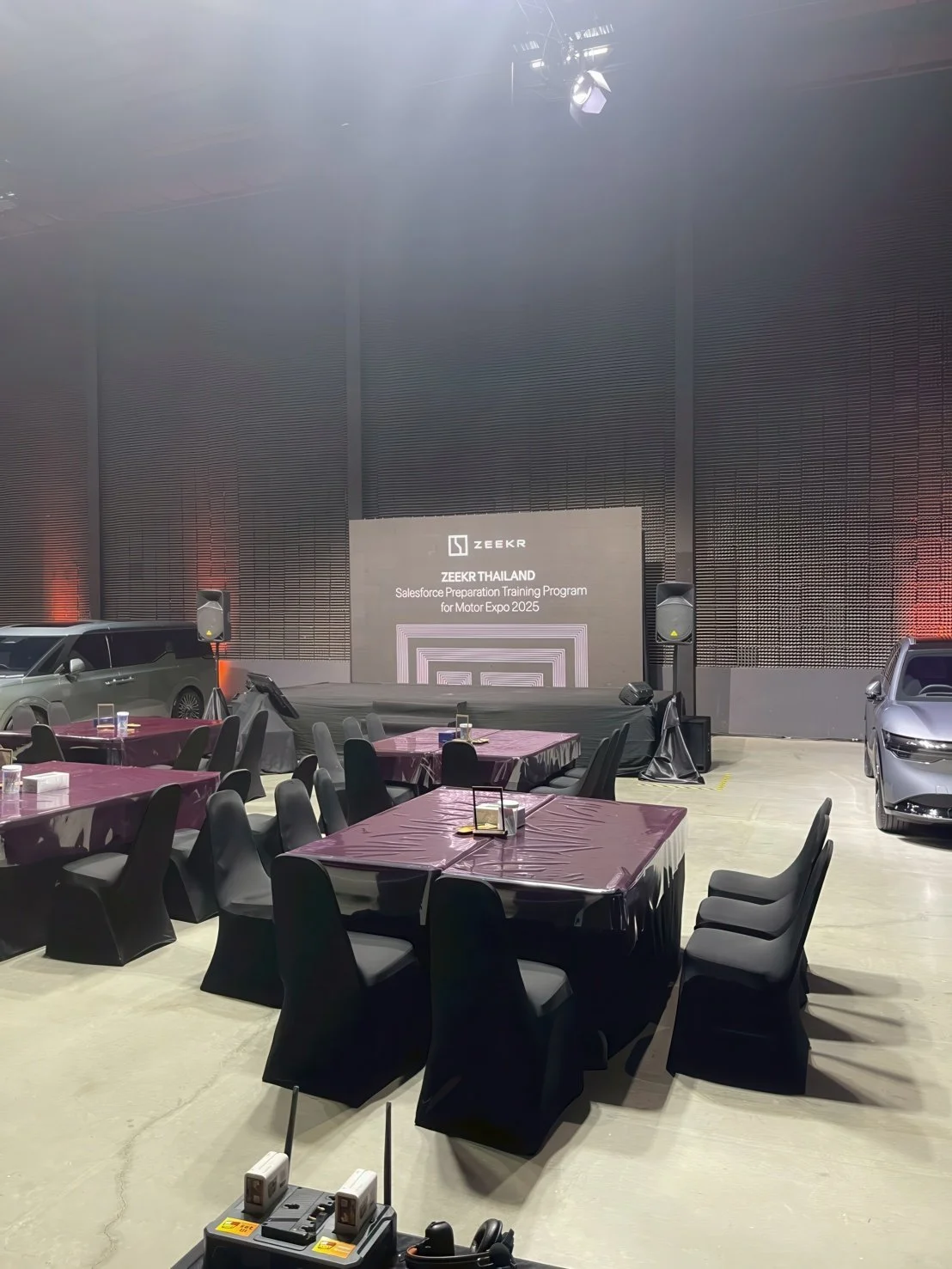 LINE_ALBUM_Saleforce_251202_5-gigapixel-low resolution v2-1x.jpeg