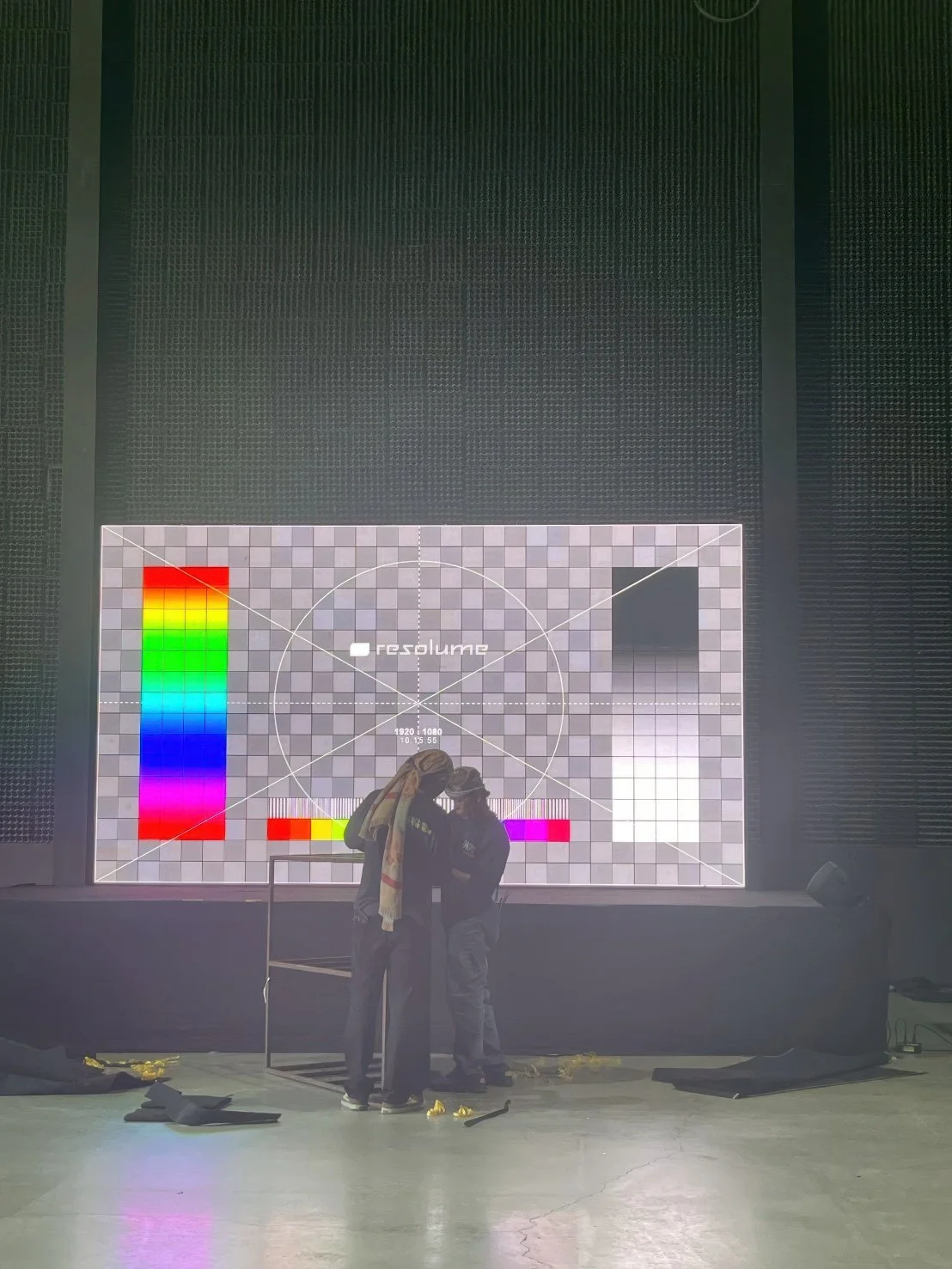 LINE_ALBUM_Saleforce_251202_22-gigapixel-standard v2-1x.jpeg