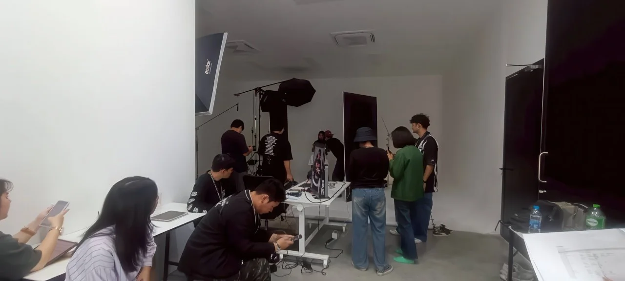 LINE_ALBUM_ถ่ายโปรโมท Breaker x OHANA_251202_44-gigapixel-low resolution v2-1x.jpeg