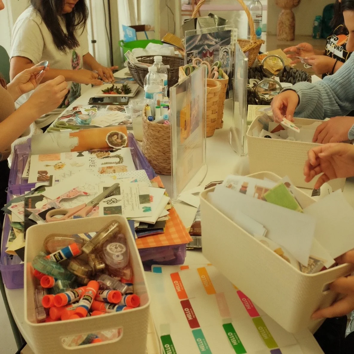 sounds envision event: make your own tarot card 🃏✨

My sounds envision event series combine complimentary healing (sound baths + reiki) &amp; crafts for creative expression for an evening to utilize the relaxing frequencies to envision your creativi