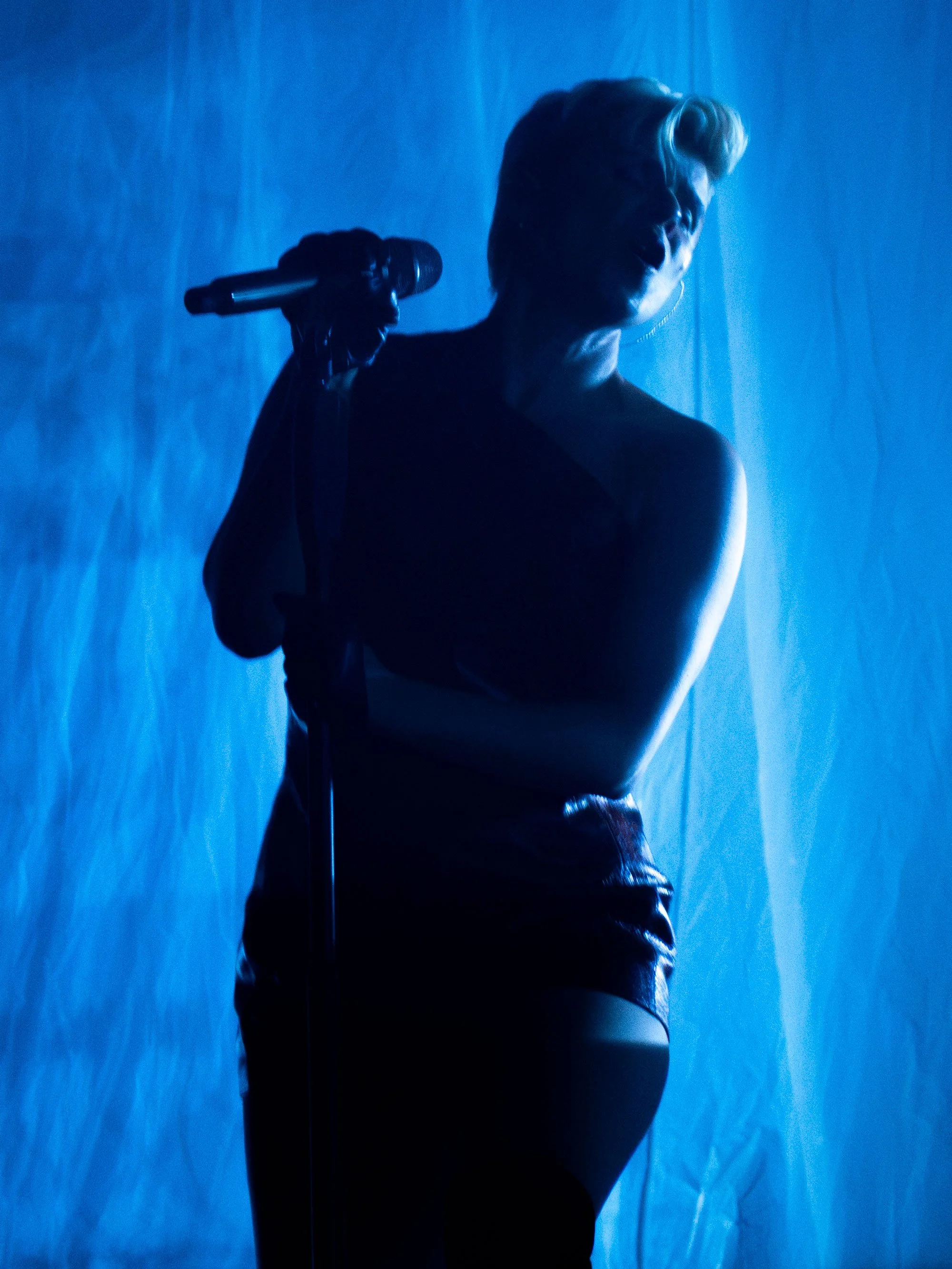 2026-09-04 Robyn Sexistential Tour at Barclays 01 DSC04717 (IG EXPORT).jpg