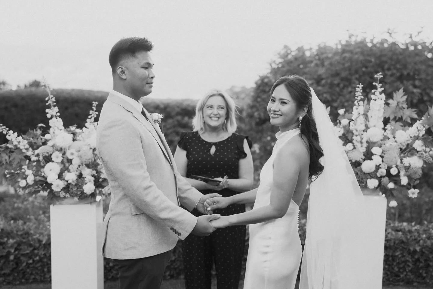 Dusk, a single violin playing, overlooking the glorious Piccadilly Valley @mountloftyhouse without another soul in sight, I was so fortunate to marry the beautiful MarieJun &amp; Reimar&hellip; it was an absolute dream elopement! 
Their love for each