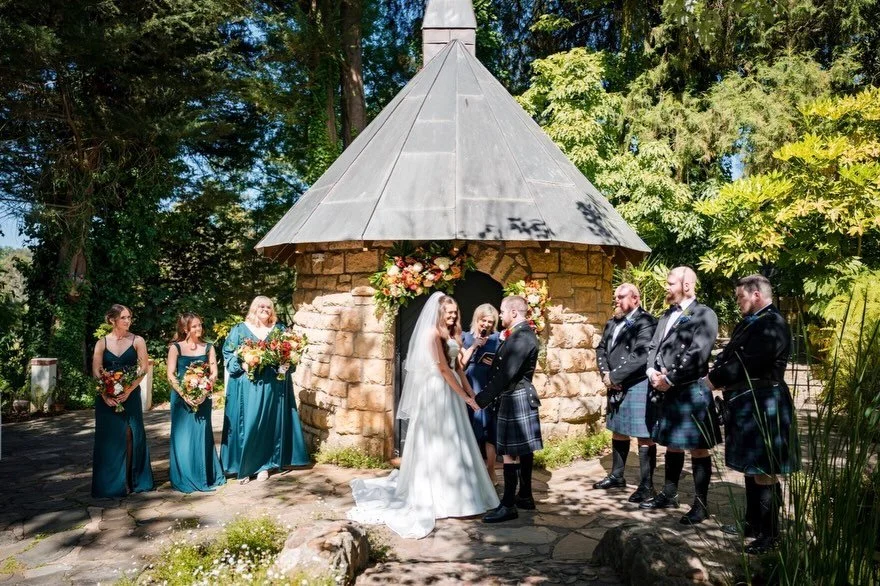 On a beautiful day in the sun, at the glorious @themanorbasketrange with bagpipes playing &amp; surrounded by their most favourite people, I was lucky enough to marry Jenn &amp; Robert! 💙🏴󠁧󠁢󠁳󠁣󠁴󠁿

Jenn &amp; Robert crossed paths for years &amp