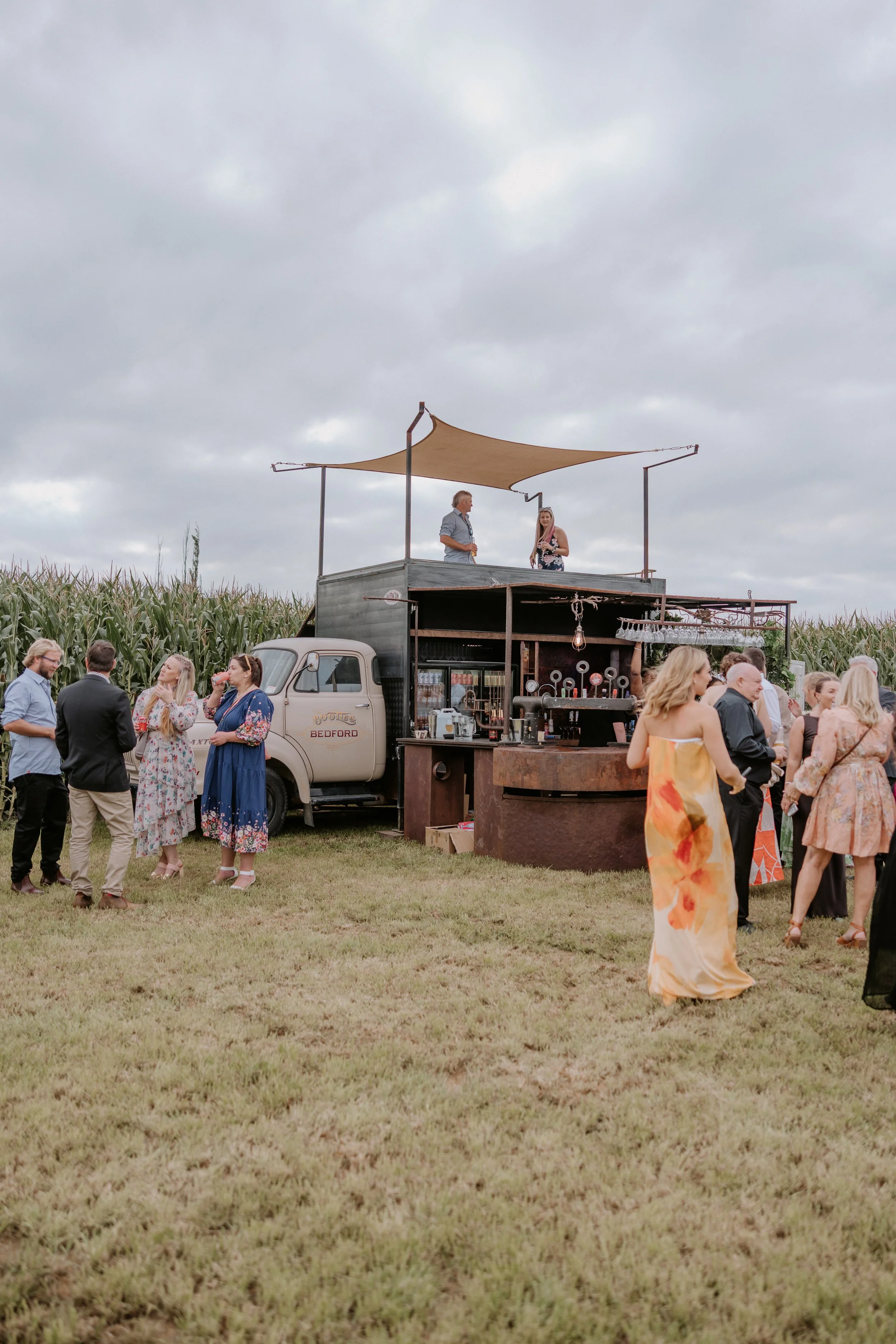 reception bar set up
