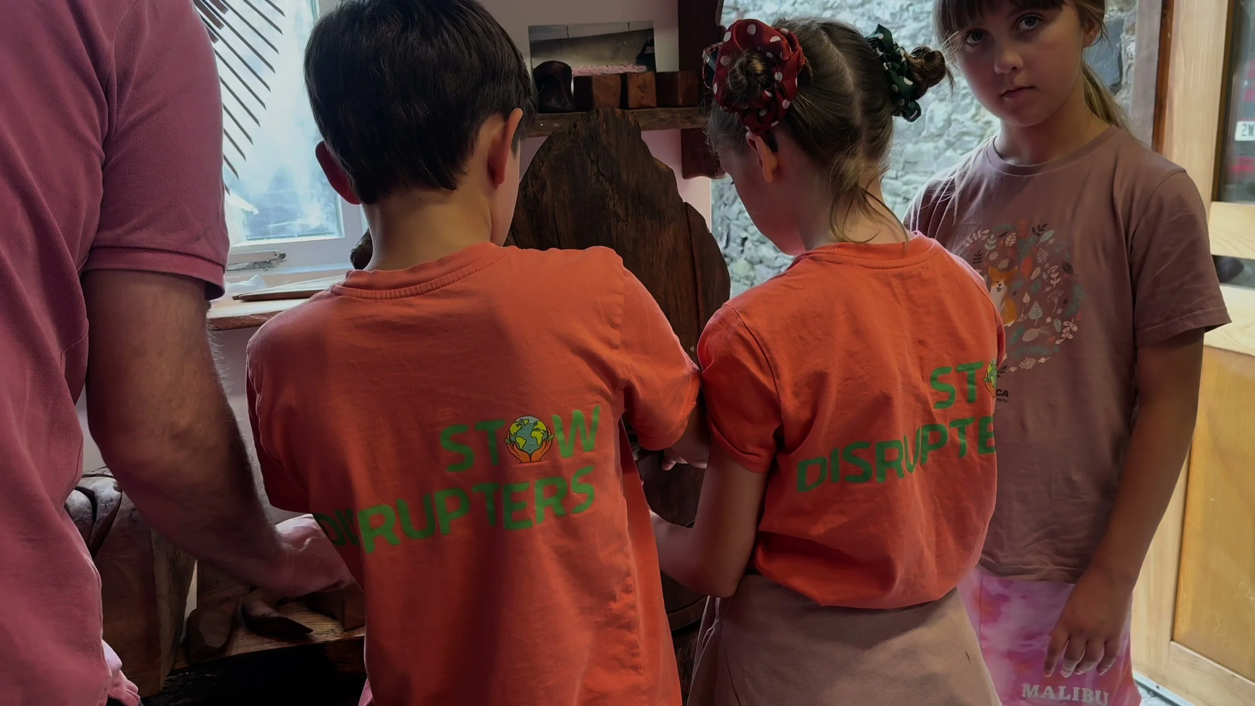 Stow Disrupters visit The Steading