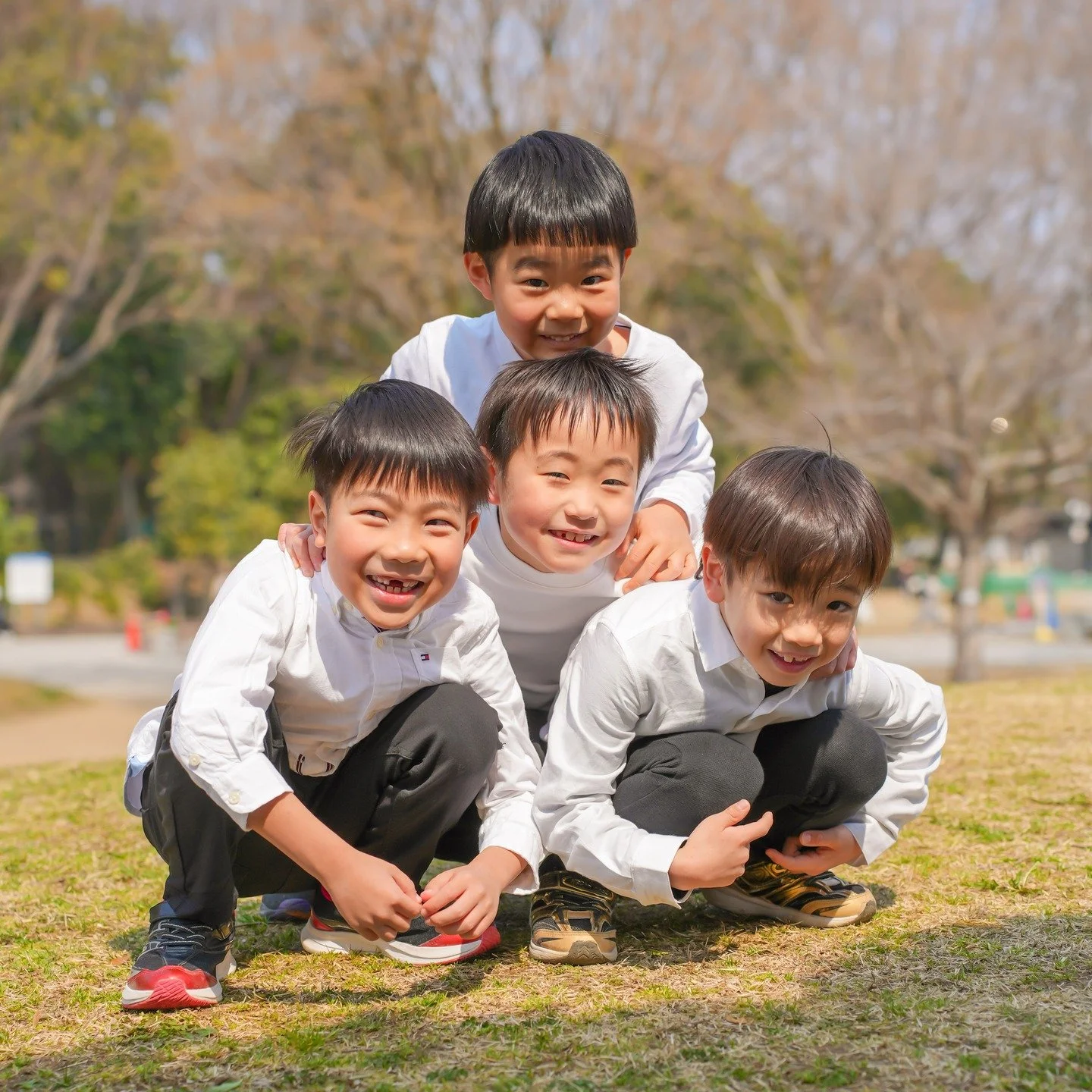 ちいさな背中に、大きな夢を詰めこんで。それぞれの道を、これから歩んでいく4人の門出に拍手を👏✨

撮影のご相談は
DMまたはリンク先のホームページよりお気軽にお問い合わせください。
⁡
#家族写真 #新一年生 #ランドセル #春の思い出 #家族の時間 #成長記録 #familyphoto #出張撮影 #名古屋カメラマン #愛知カメラマン