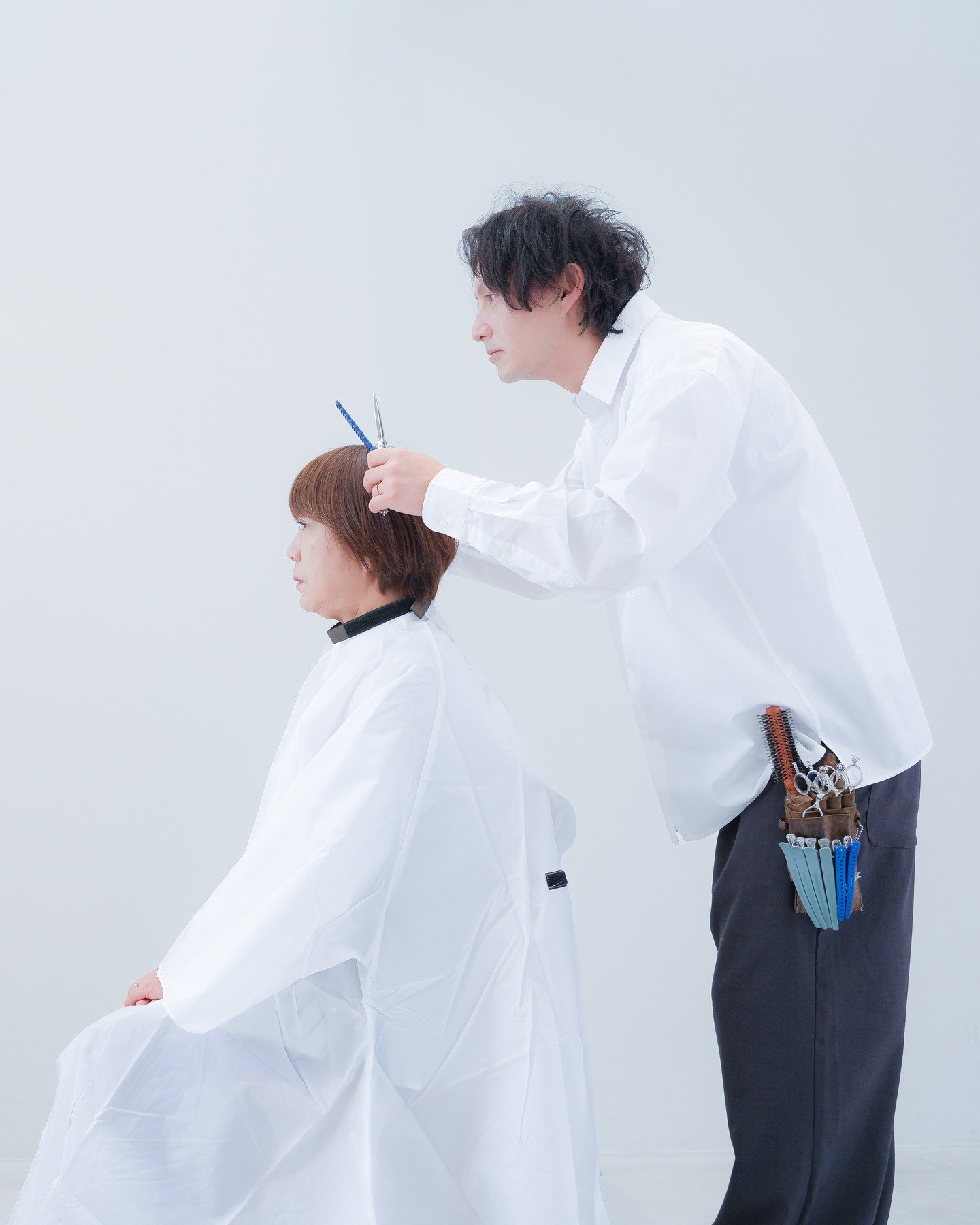 😃
出張美容師様からの撮影のご依頼をいただきました✂️📸
お客様に寄り添う優しい時間と、丁寧な施術の様子を撮影させていただきました。
ご依頼ありがとうございました！

#施術風景 #出張サービス #プロフィール撮影 #ロケーション撮影 #出張撮影 #名古屋カメラマン