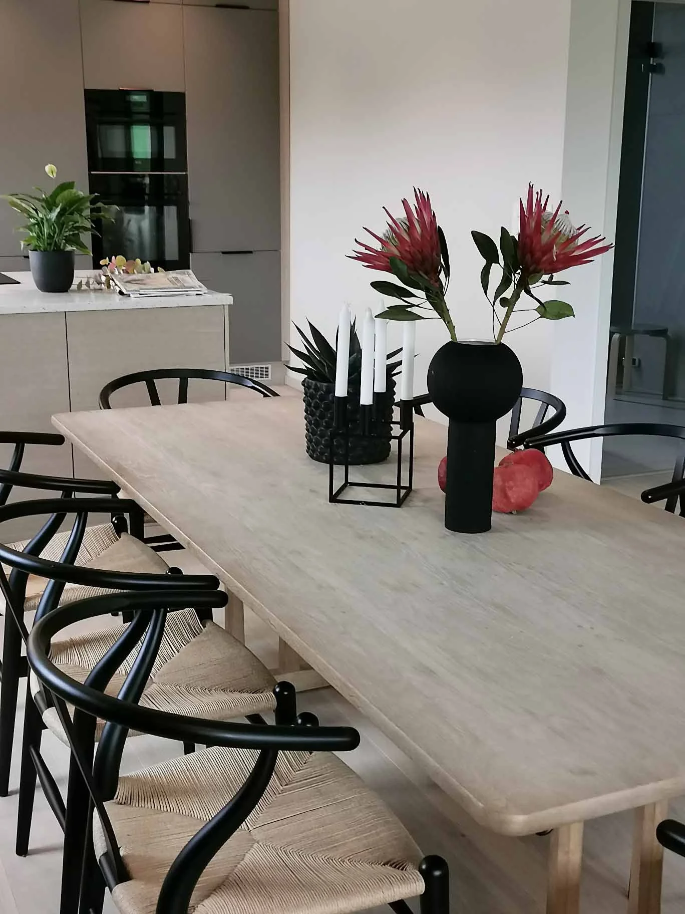 funkis kjøkkenbord.jpg