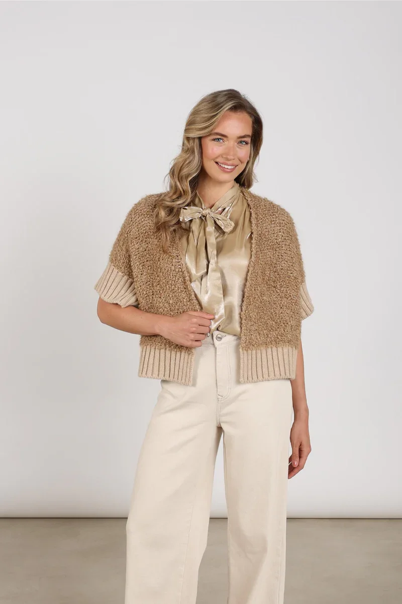 Bell Cardigan Toffee 2.webp