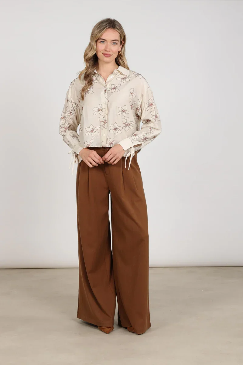 Bailey Blouse Nukus 1.webp