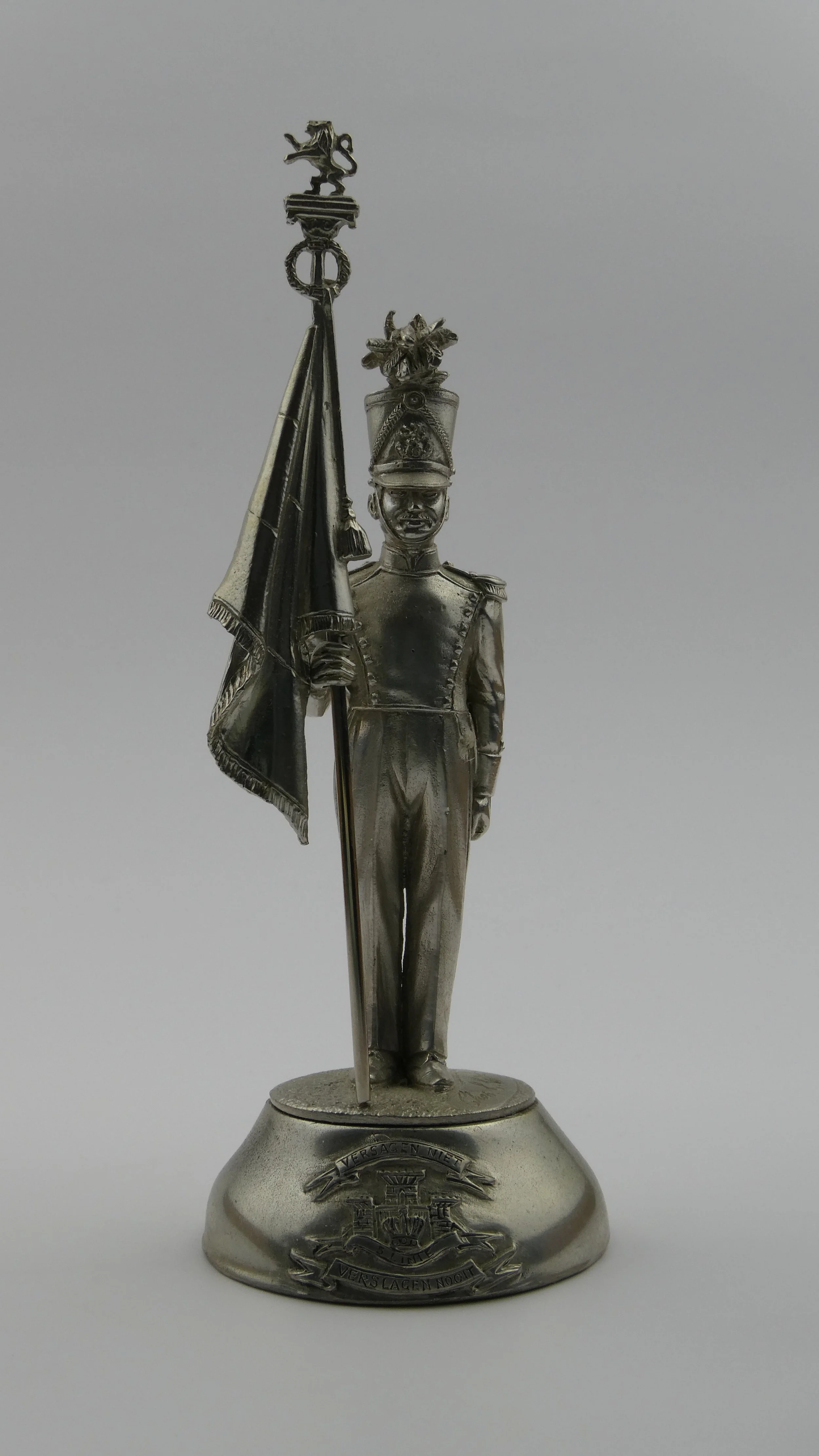 Vaandrig 1st Regt Grenadiers (Belgian Grenadiers) c 1845