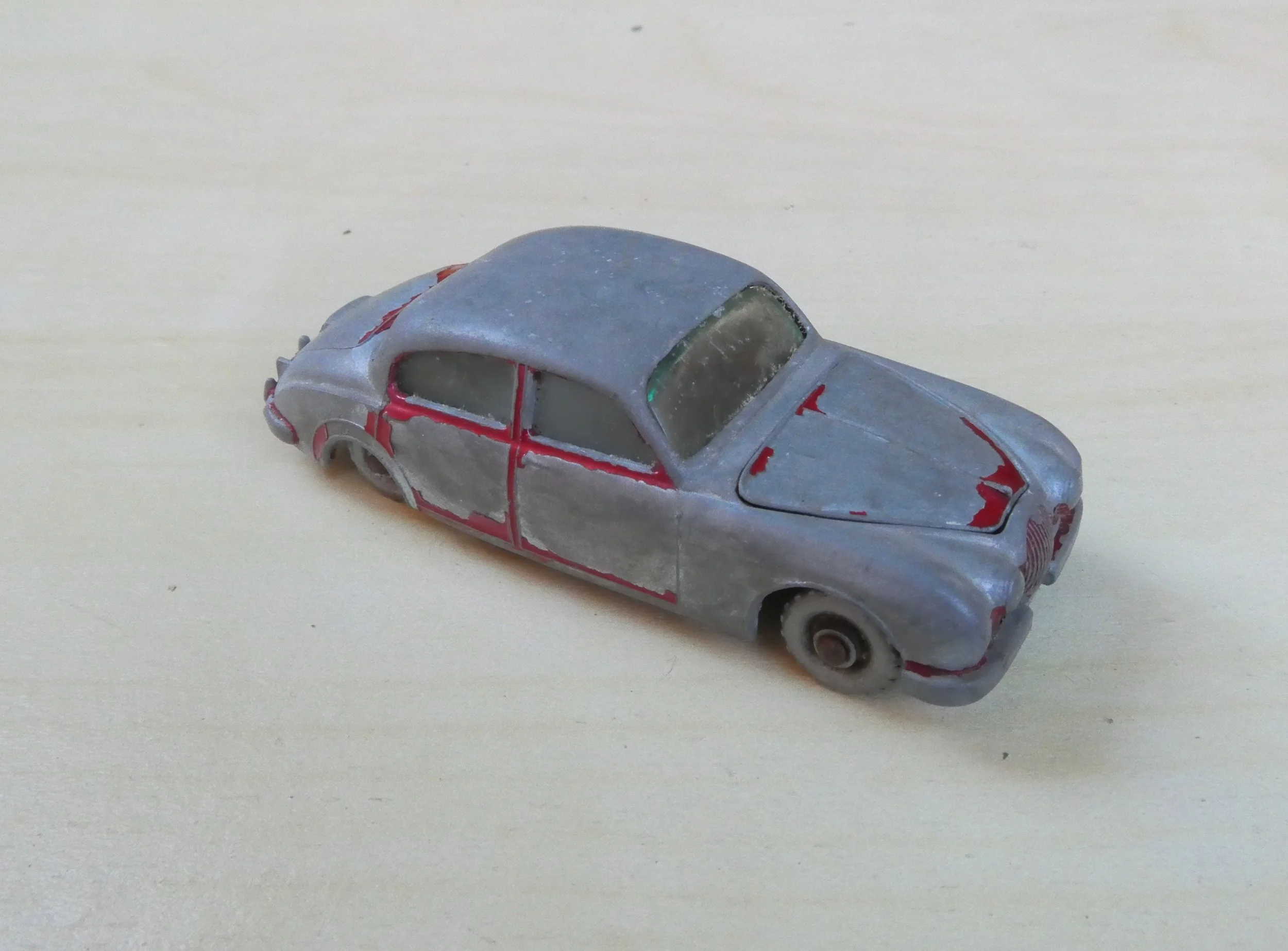 Lesney Nr 65 Red Jaguar 3.4 litre