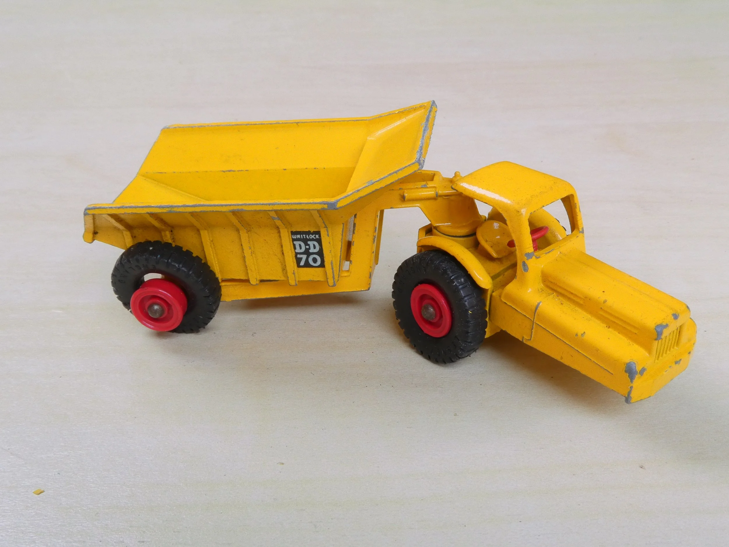 Lesney Matchbox Major Pack 10 Dinkum Dumper Truck