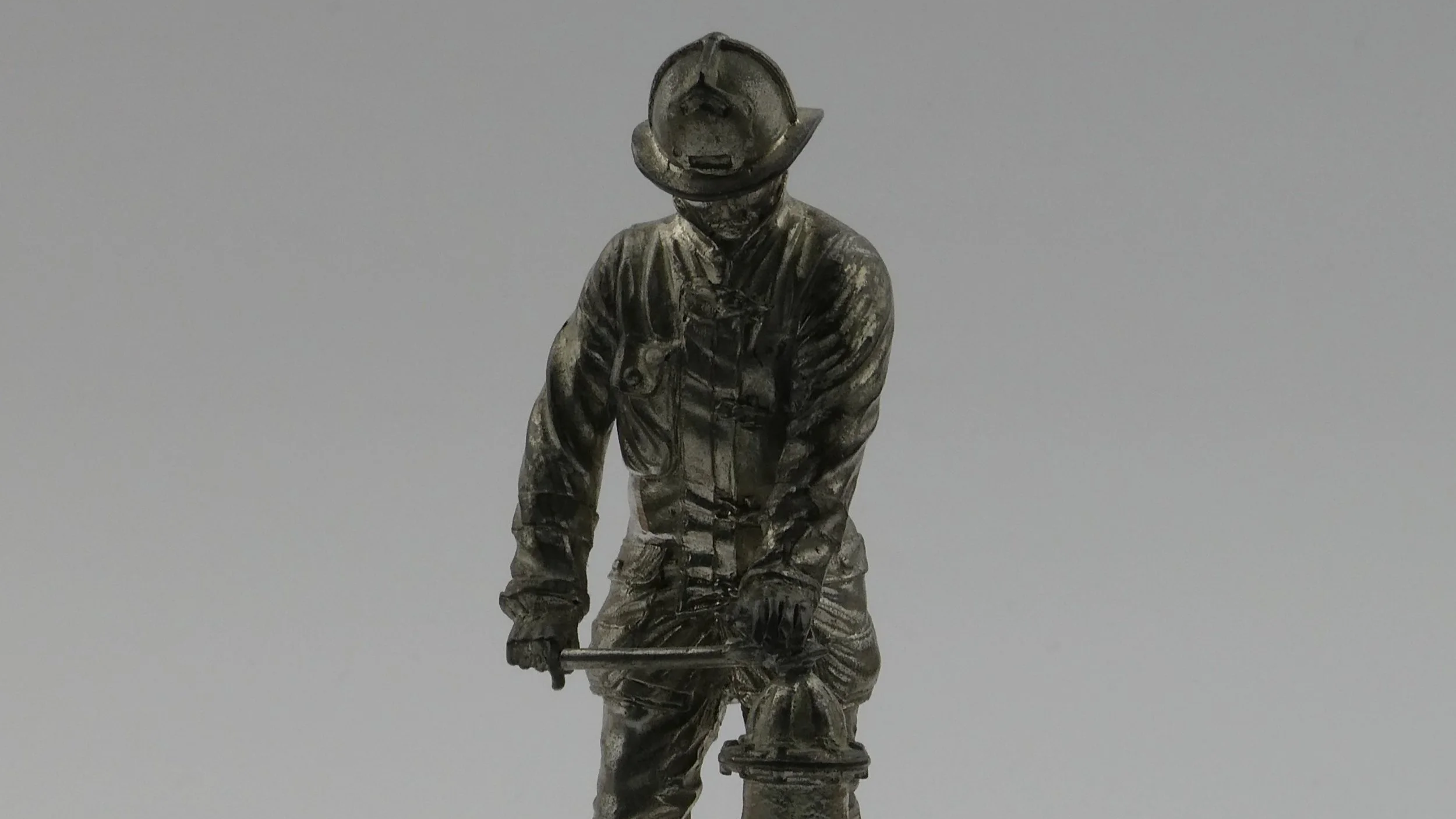 Fireman with pump