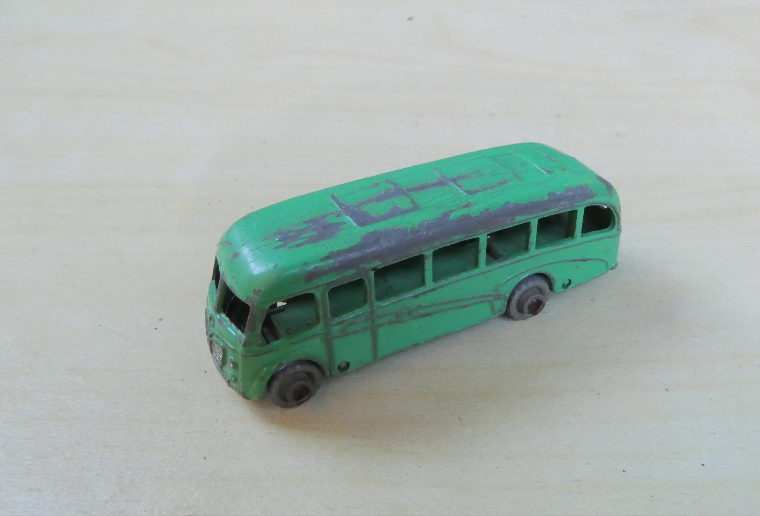 Lesney Nr 21 Bedford Duple Luxury Coach