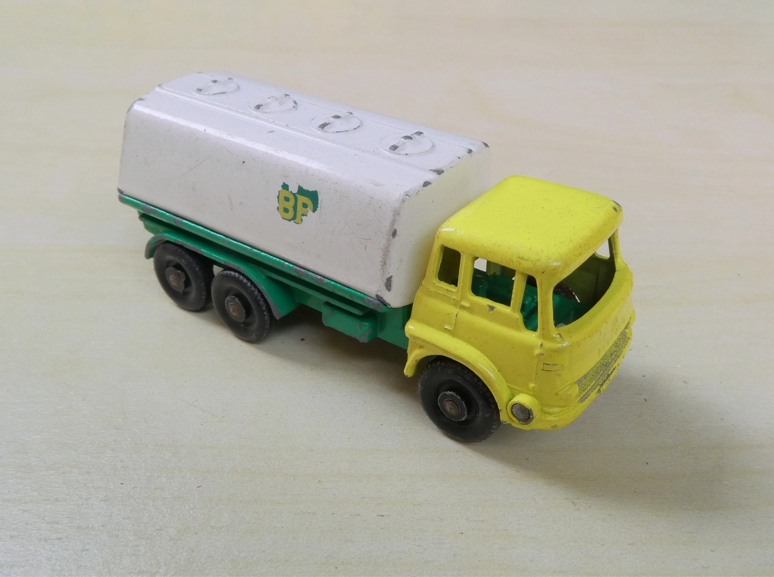 Lesney Matchbox Series Nr 25 Petrol Tanker