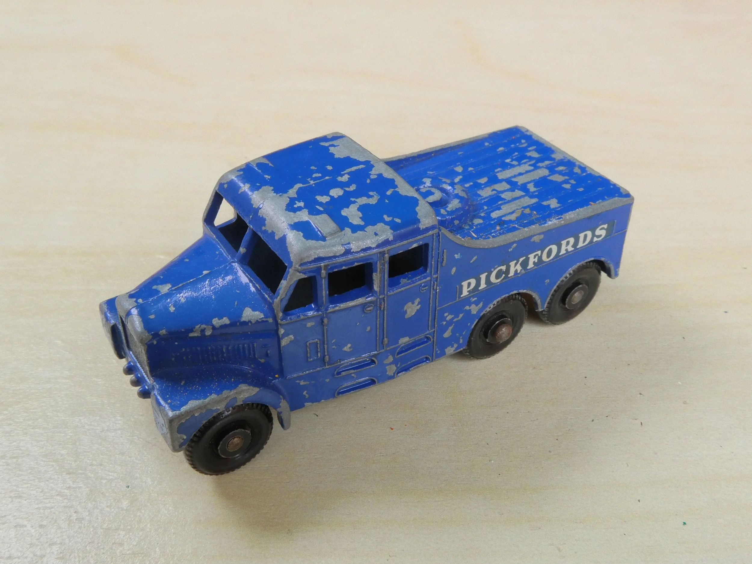 Lesney Matchbox Major Pack M6A Scammel 6X6 Tractor