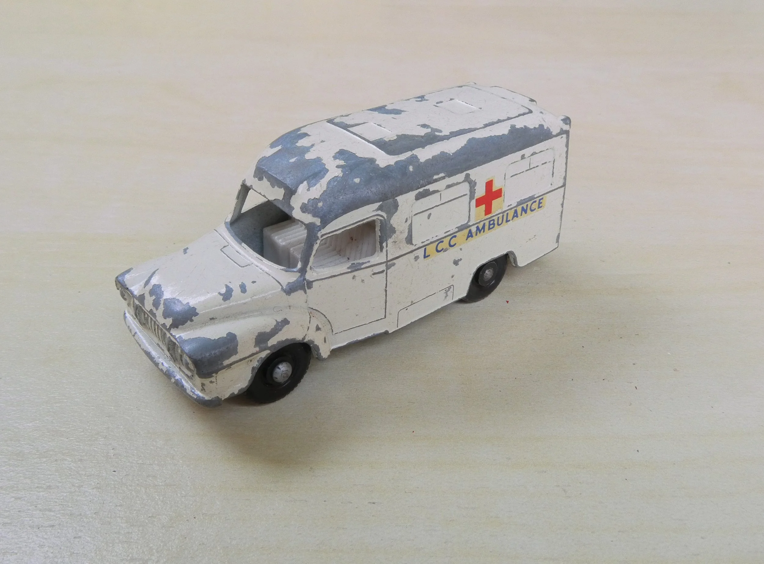 Lesney Nr 14 Lomas Ambulance